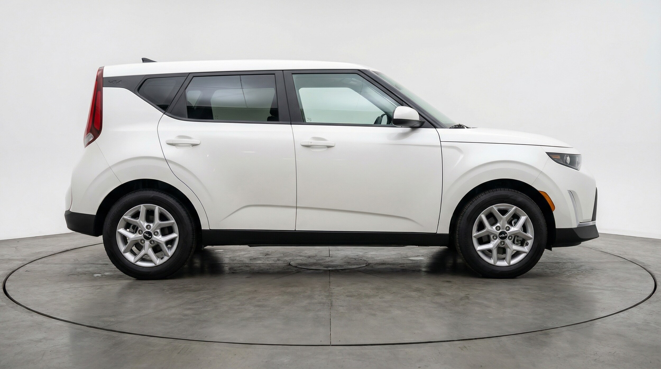 Thumbnail: 2025 Kia Soul - 8