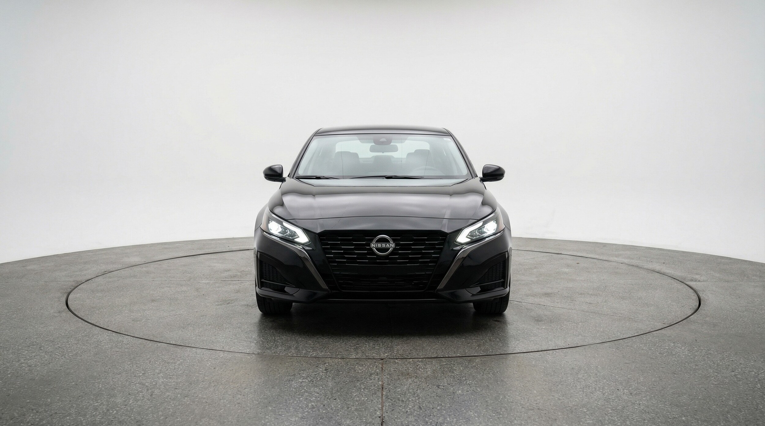 Thumbnail: 2025 Nissan Altima - 2