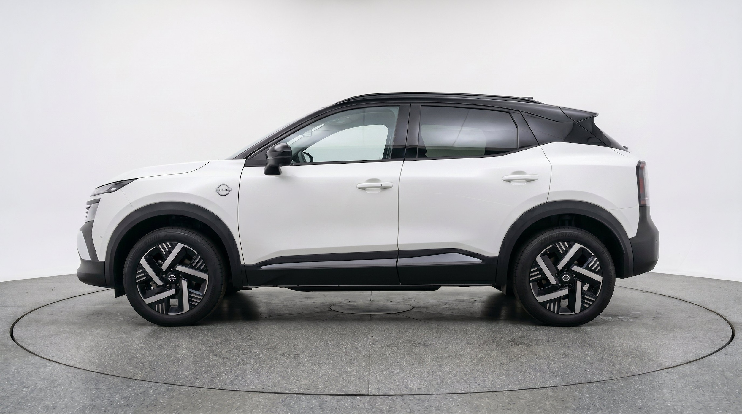 Thumbnail: 2026 Nissan Kicks - 5