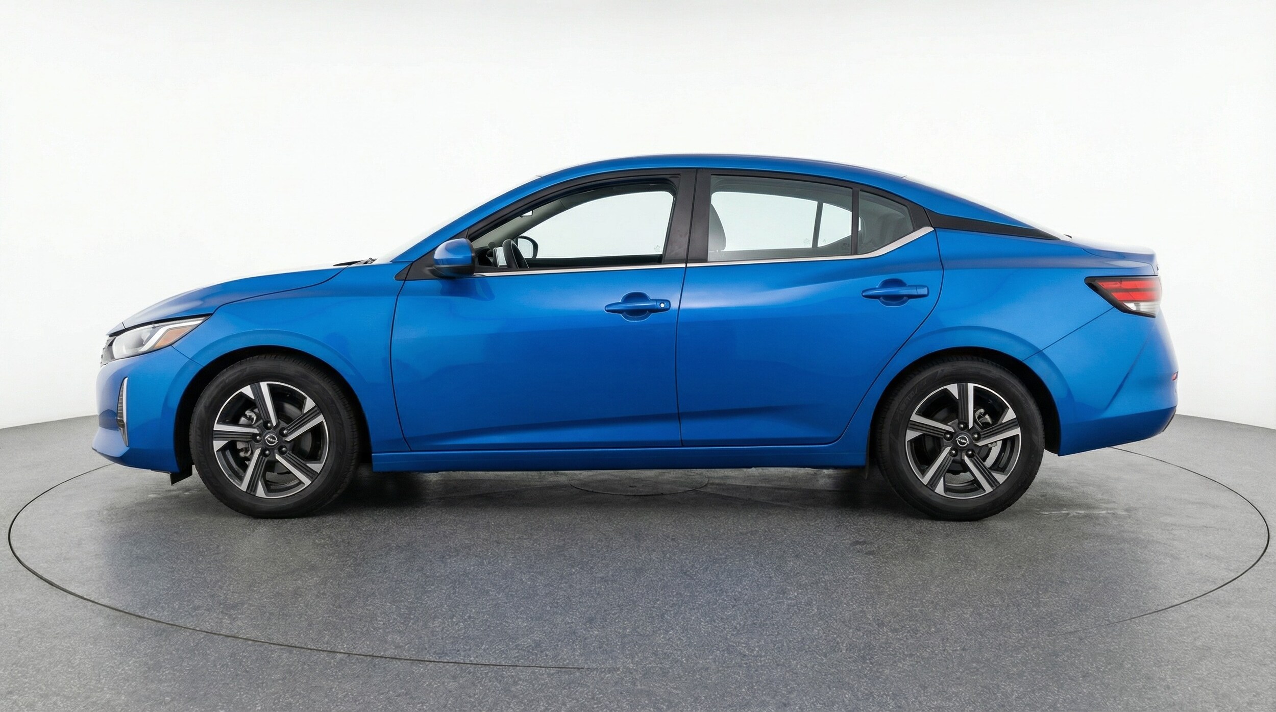 Thumbnail: 2025 Nissan Sentra - 4