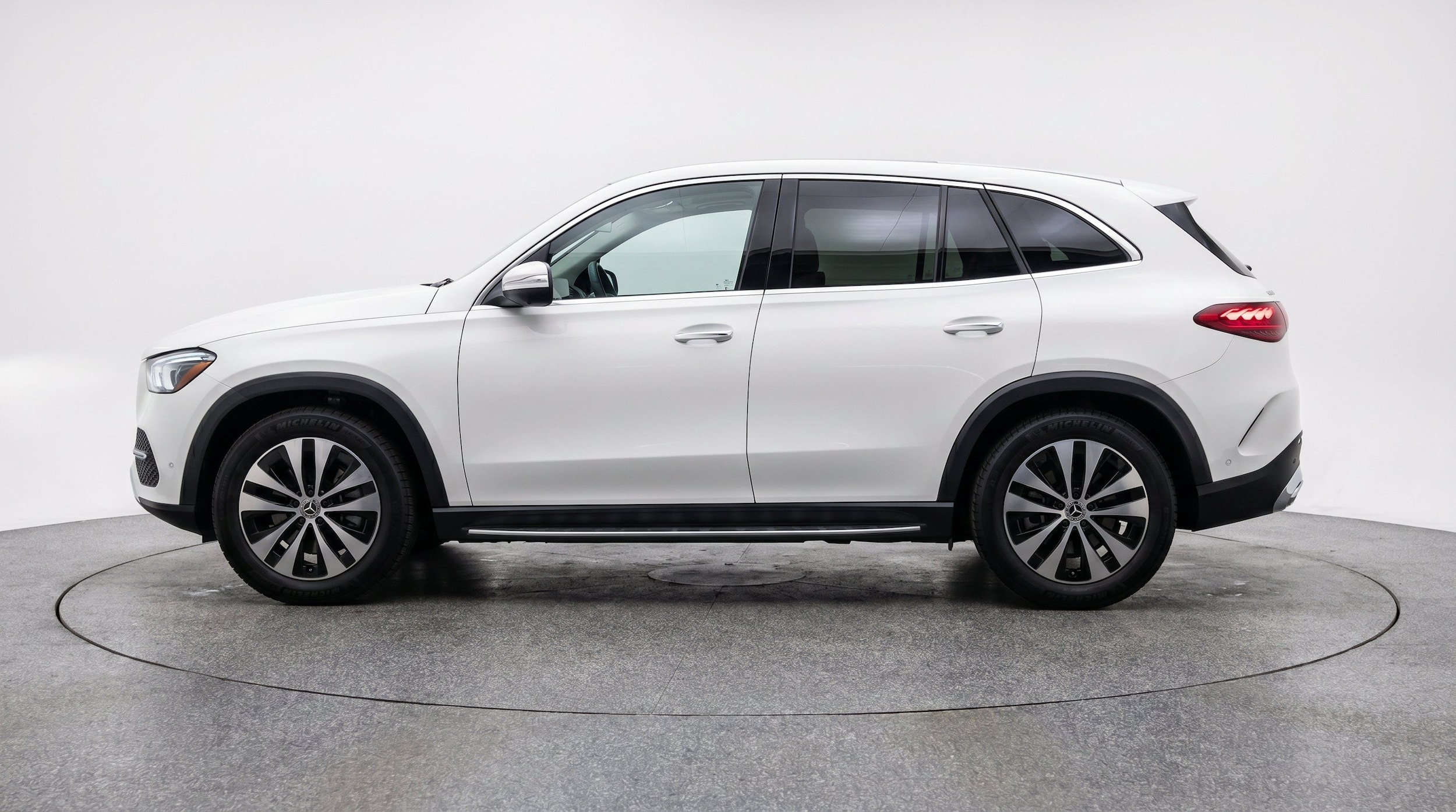 Thumbnail: 2026 Mercedes-Benz GLE - 5