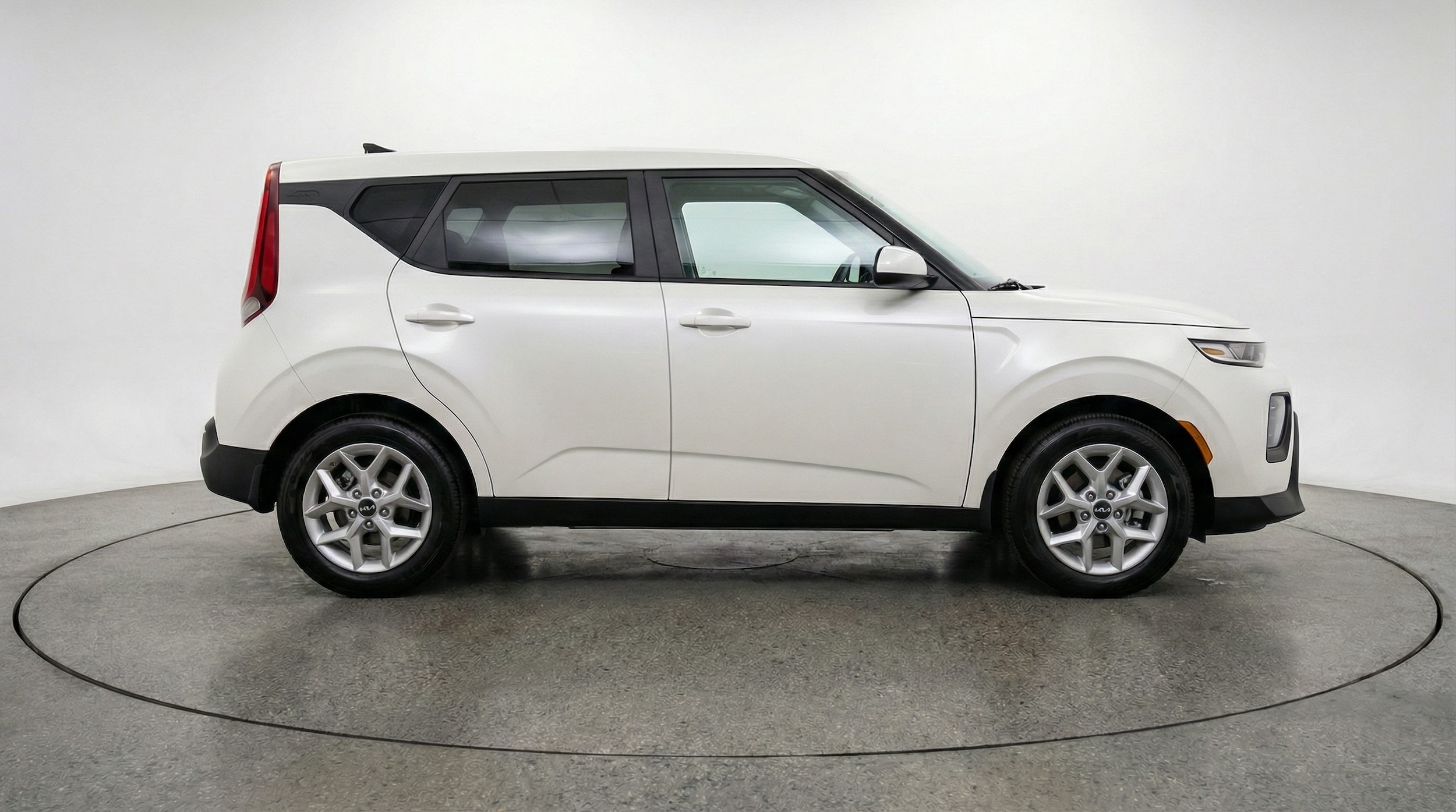 Thumbnail: 2025 Kia Soul - 8