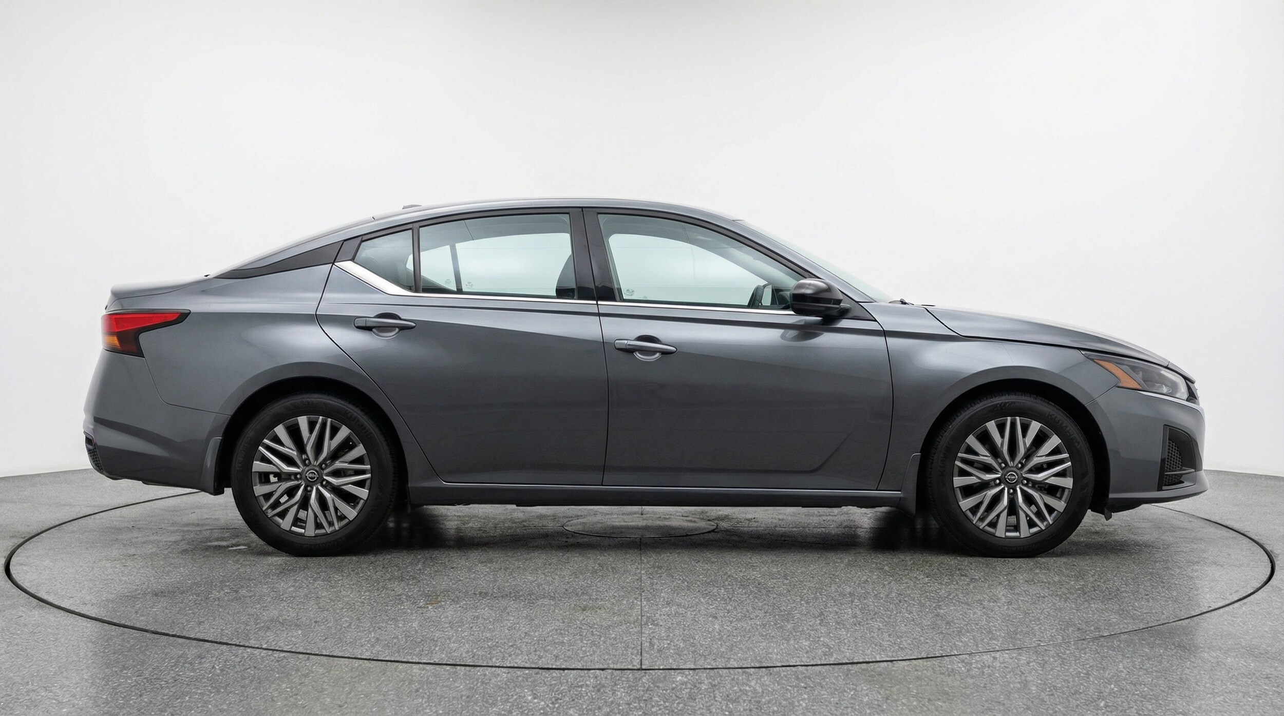 Thumbnail: 2025 Nissan Altima - 8