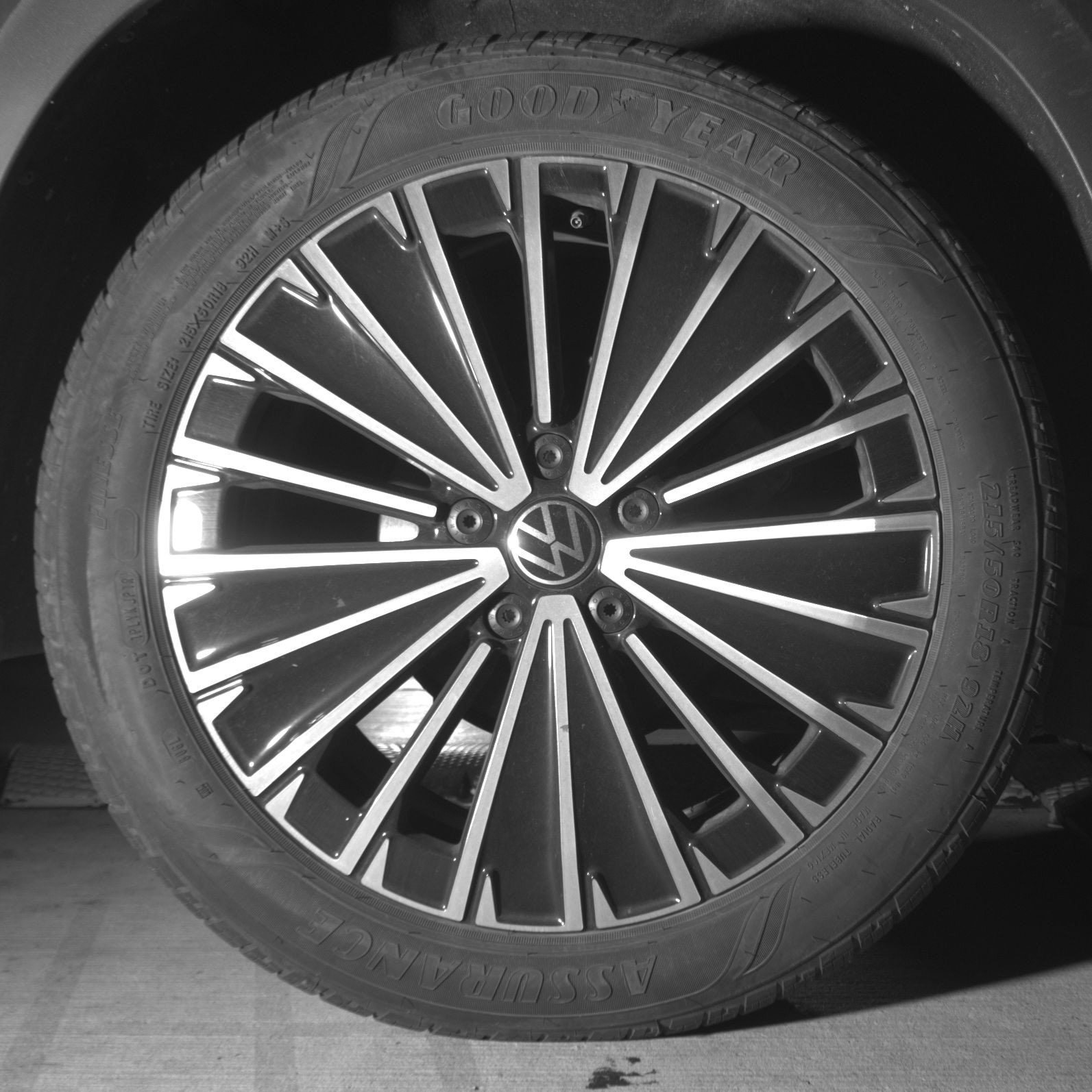 Thumbnail: 2025 Volkswagen Taos - 12