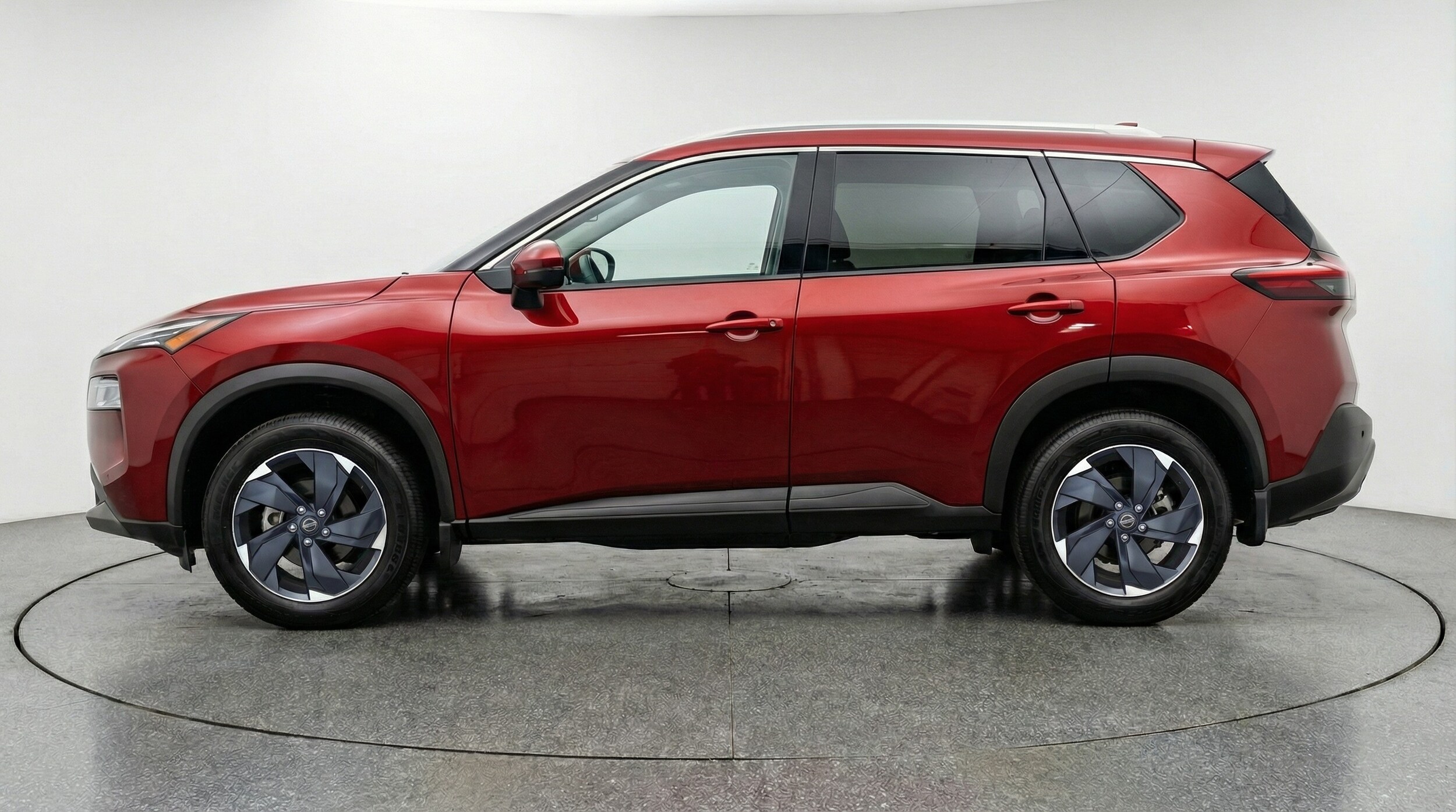 Thumbnail: 2025 Nissan Rogue - 4