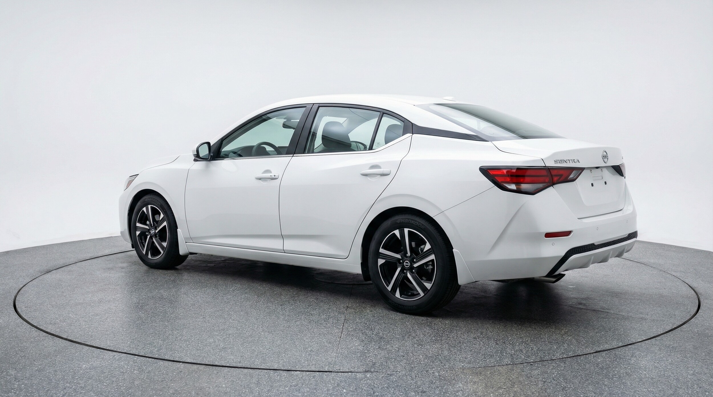 Thumbnail: 2025 Nissan Sentra - 5