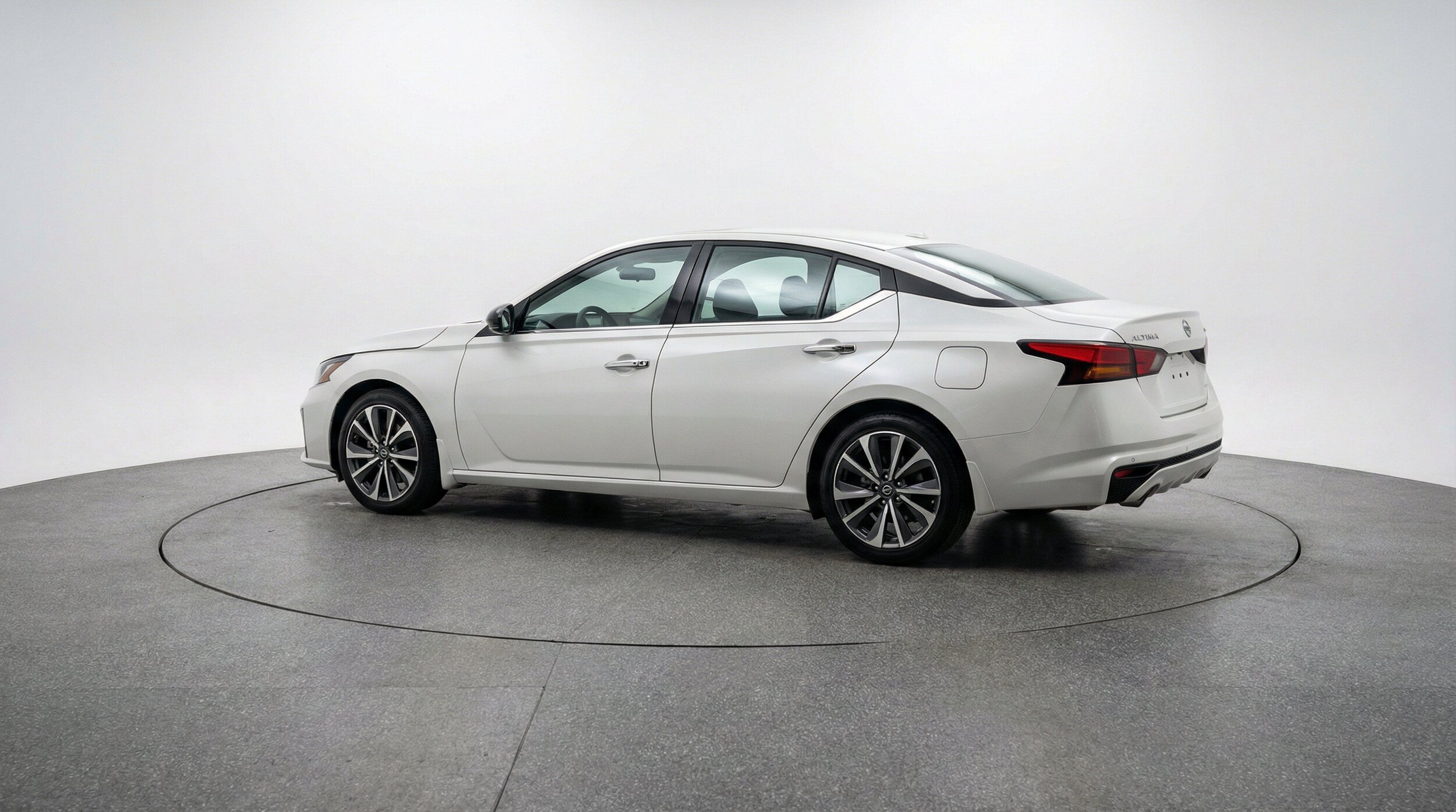 Thumbnail: 2025 Nissan Altima - 6