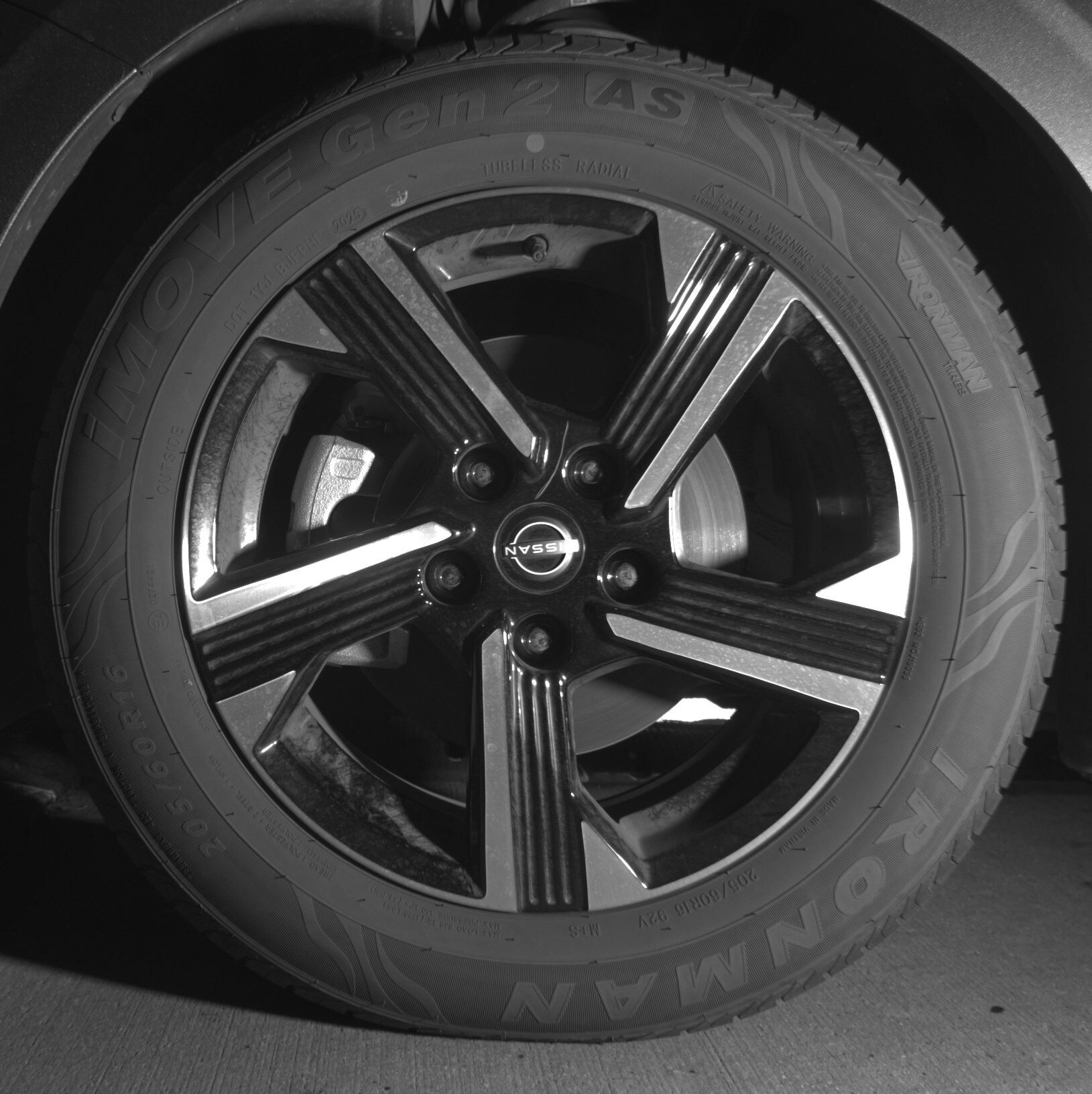 Thumbnail: 2025 Nissan Sentra - 9