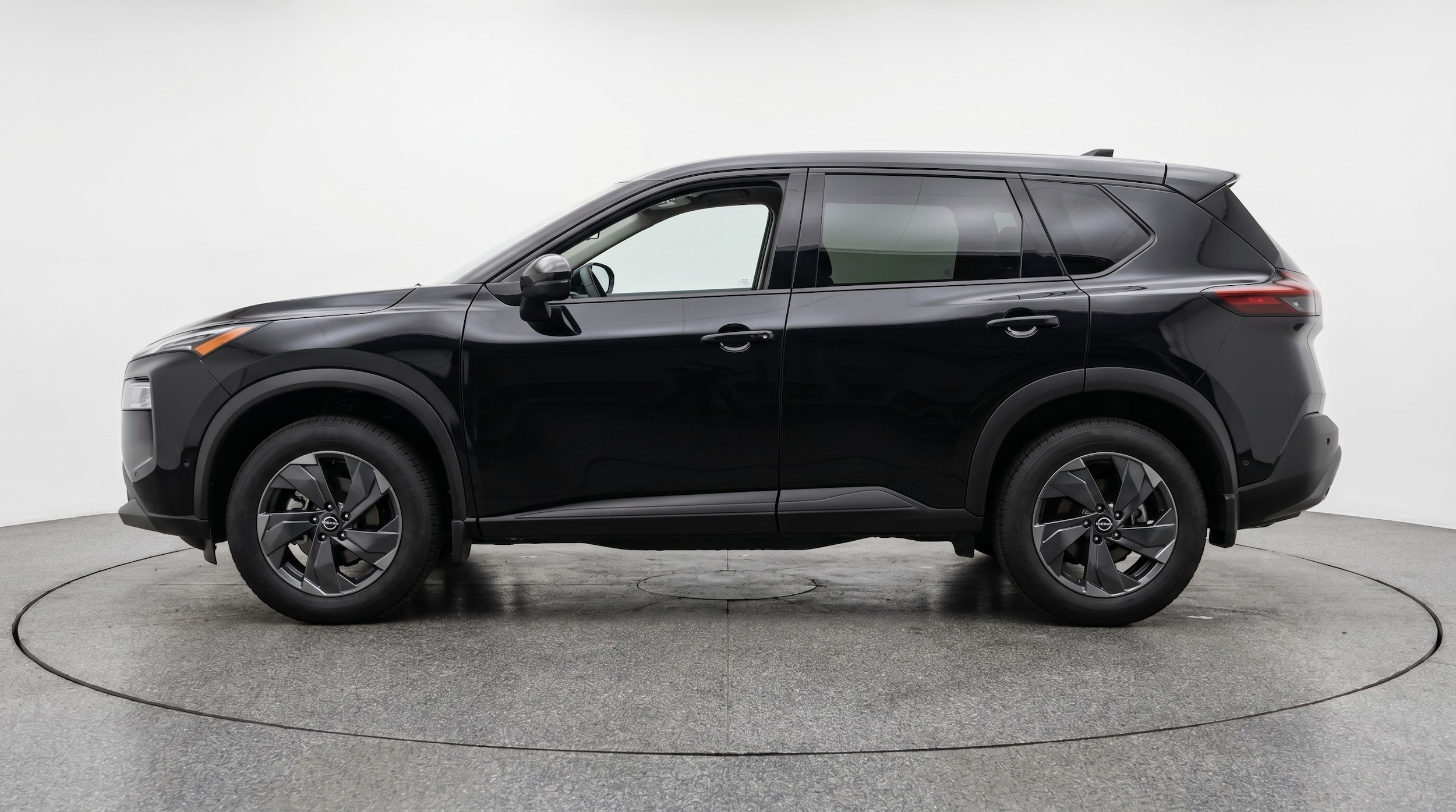 Thumbnail: 2025 Nissan Rogue - 4