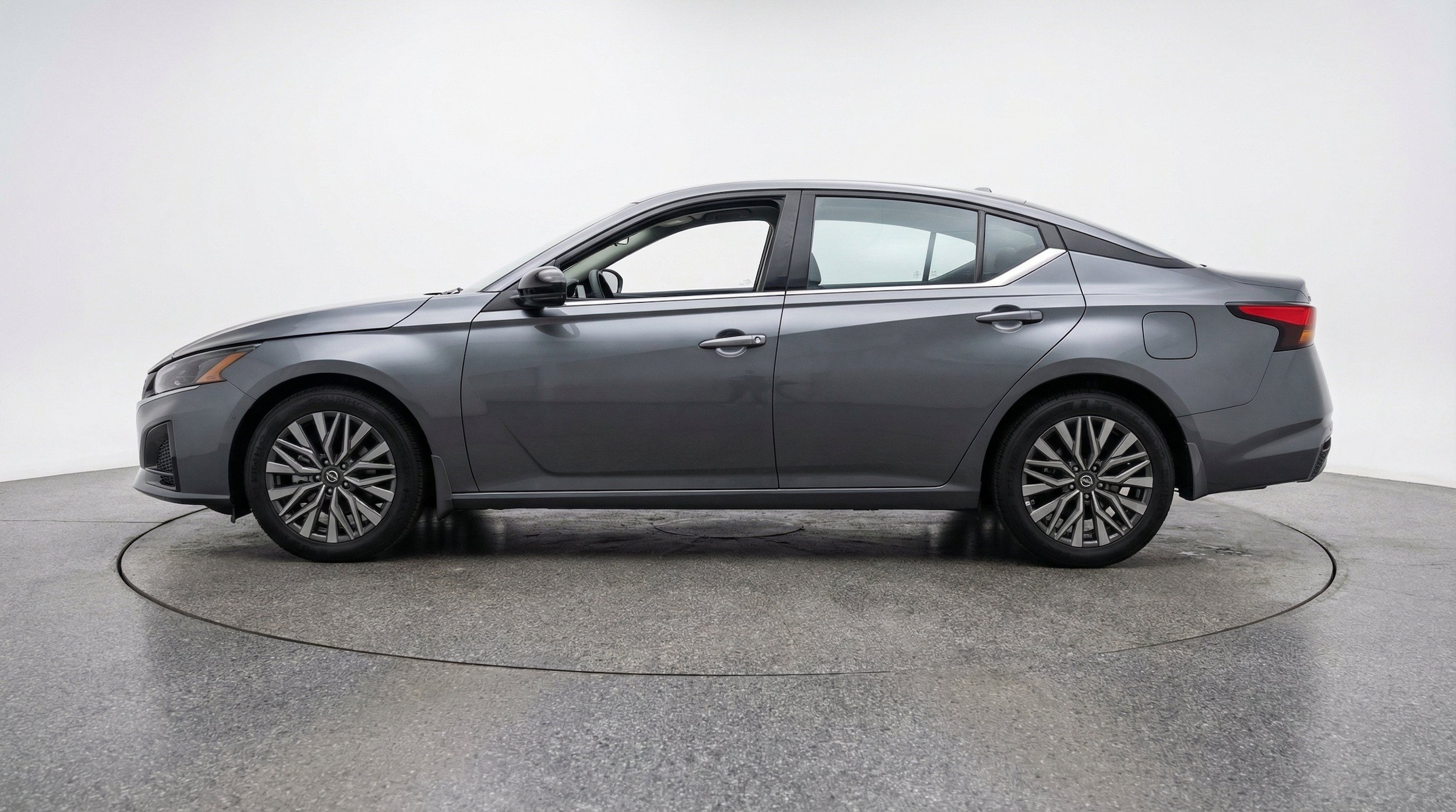 Thumbnail: 2026 Nissan Altima - 5