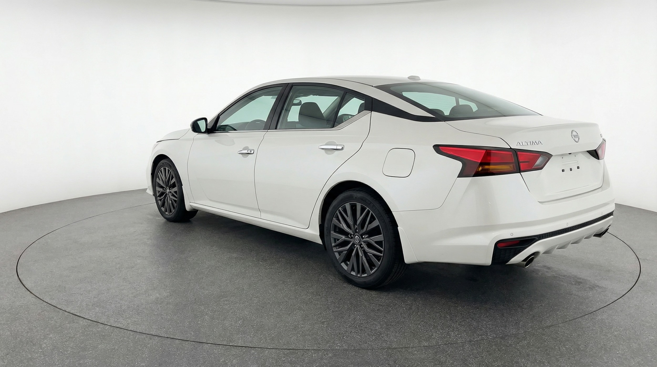 Thumbnail: 2025 Nissan Altima - 5