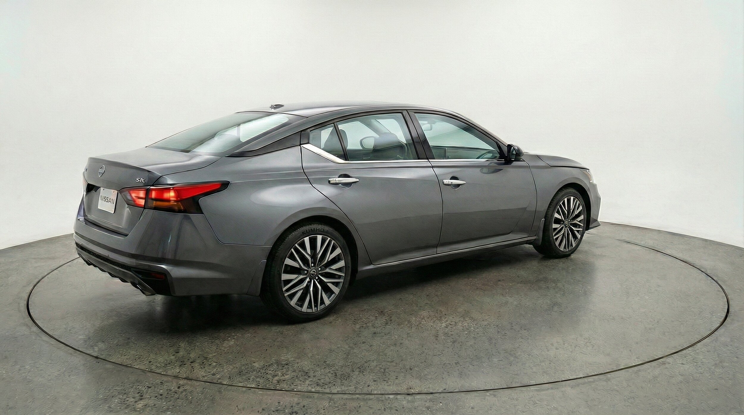 Thumbnail: 2025 Nissan Altima - 9