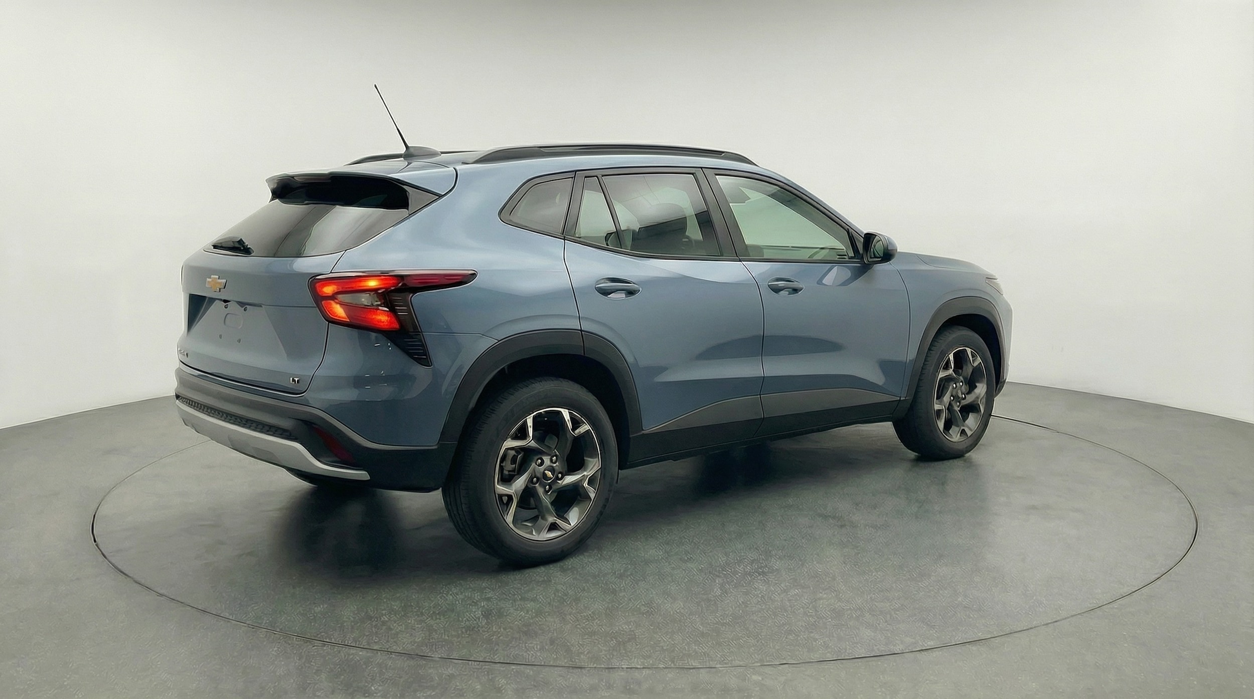Thumbnail: 2025 Chevrolet Trax - 7