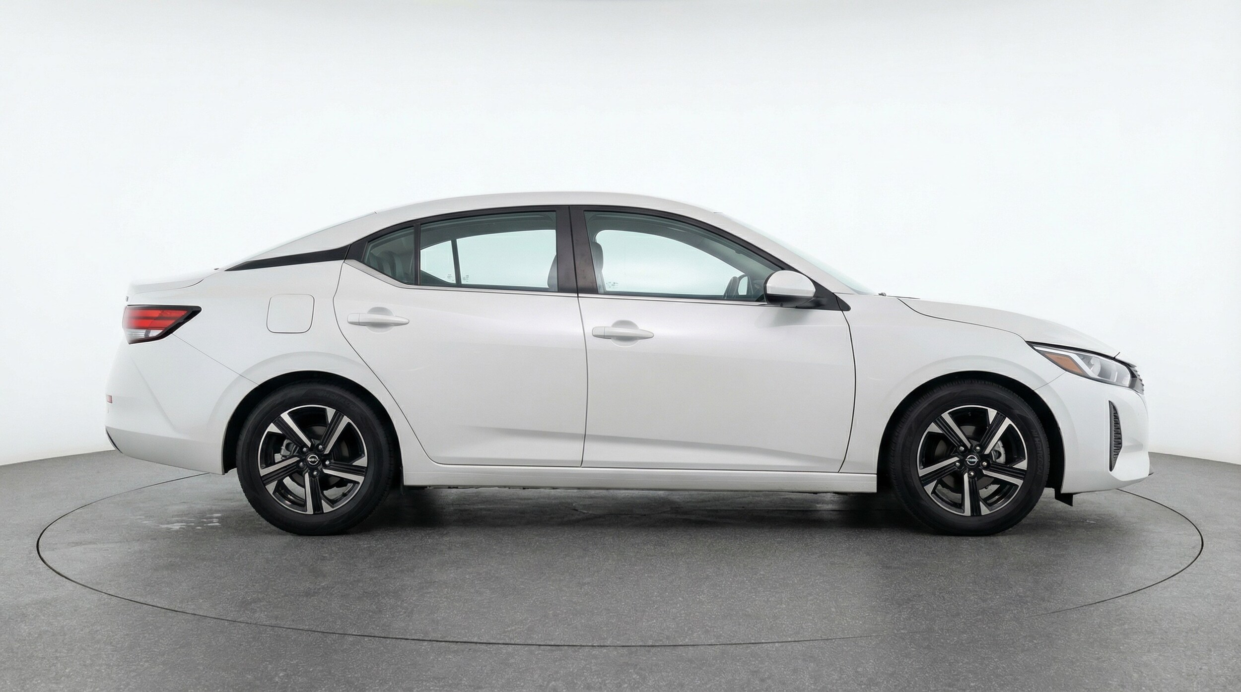 Thumbnail: 2025 Nissan Sentra - 8