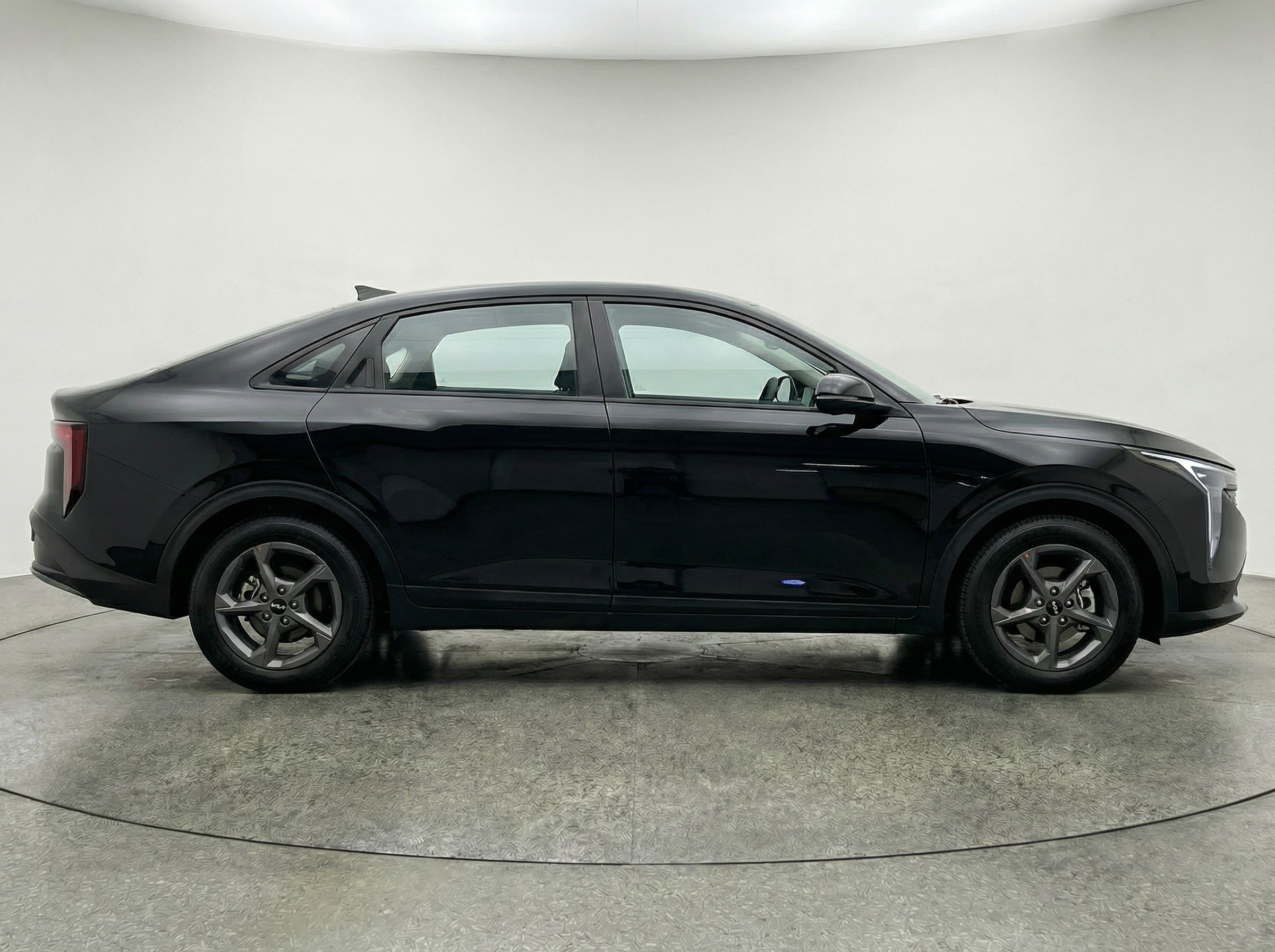 Thumbnail: 2025 Kia K4 - 8