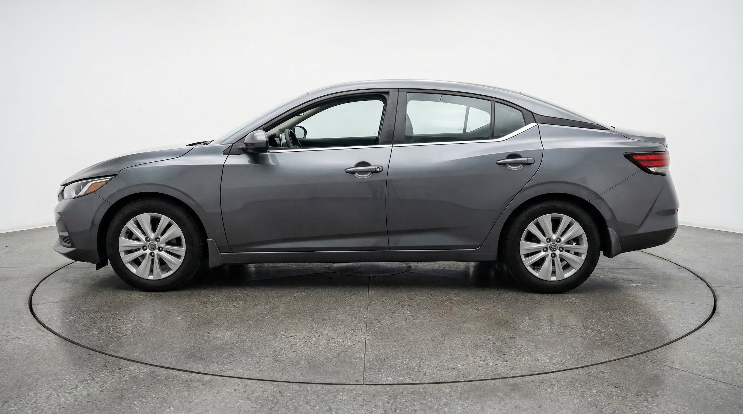 Thumbnail: 2025 Nissan Sentra - 5