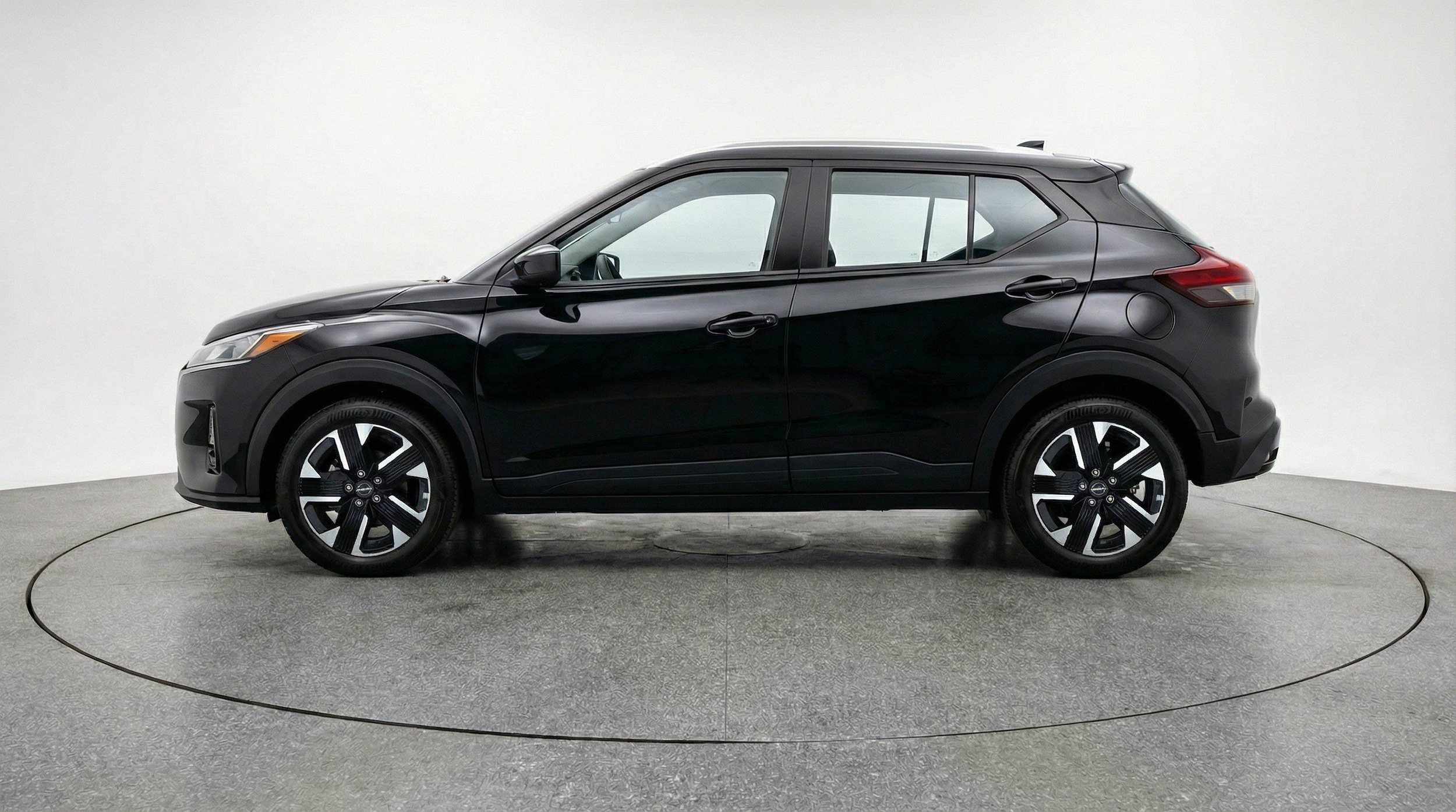 Thumbnail: 2026 Nissan Kicks - 5
