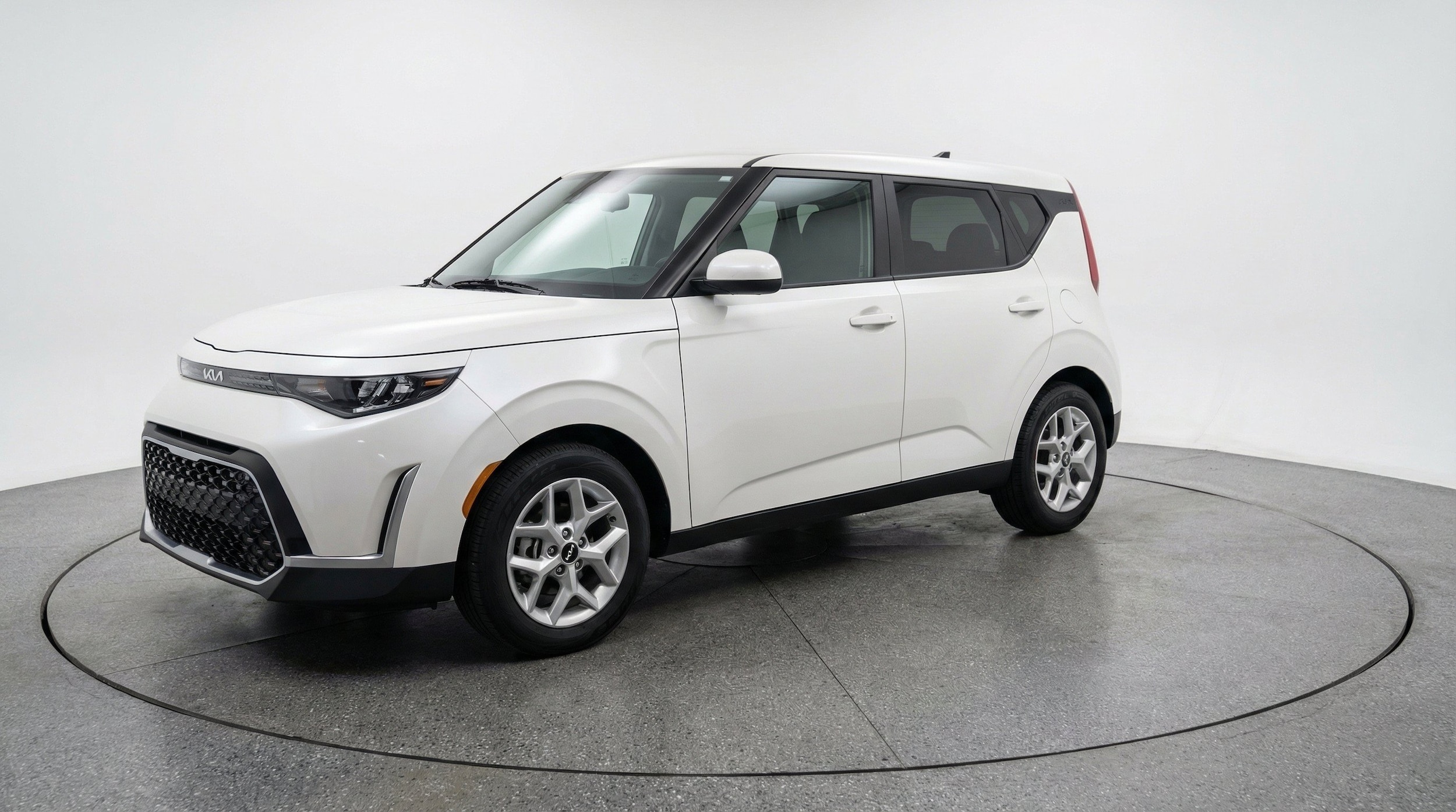 Thumbnail: 2025 Kia Soul - 3