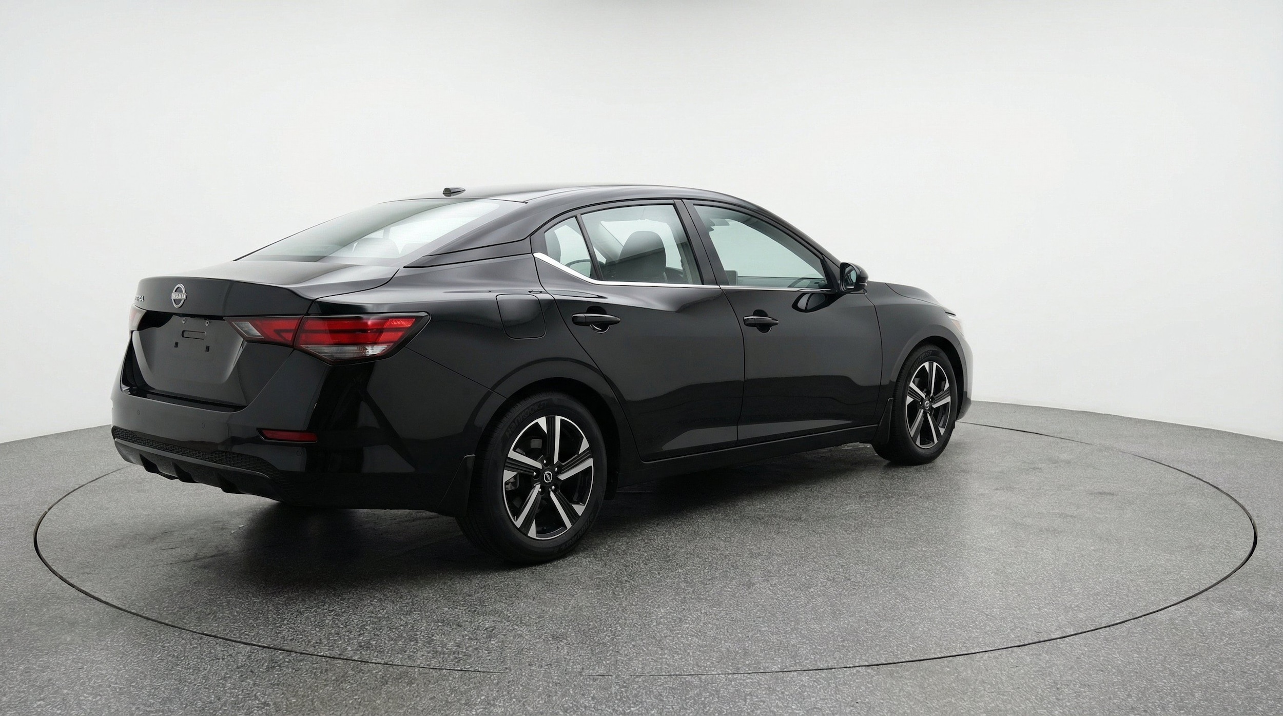 Thumbnail: 2025 Nissan Sentra - 9