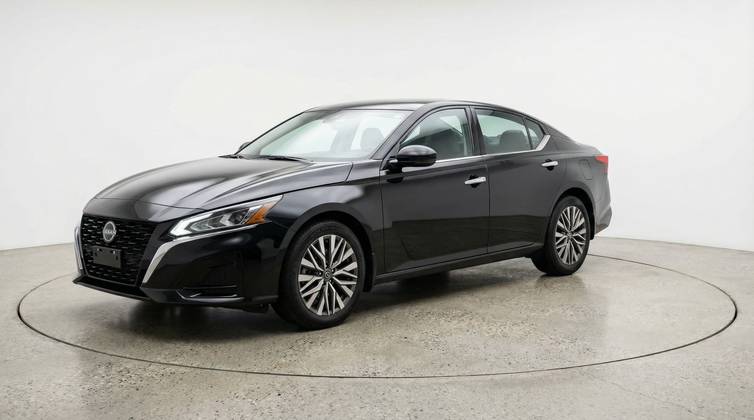 Thumbnail: 2025 Nissan Altima - 3