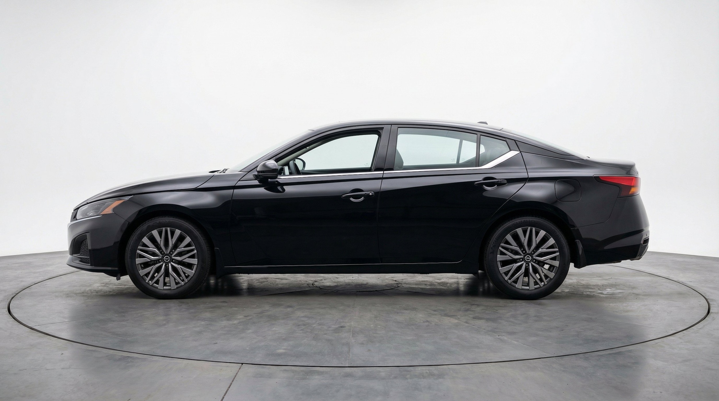 Thumbnail: 2026 Nissan Altima - 5