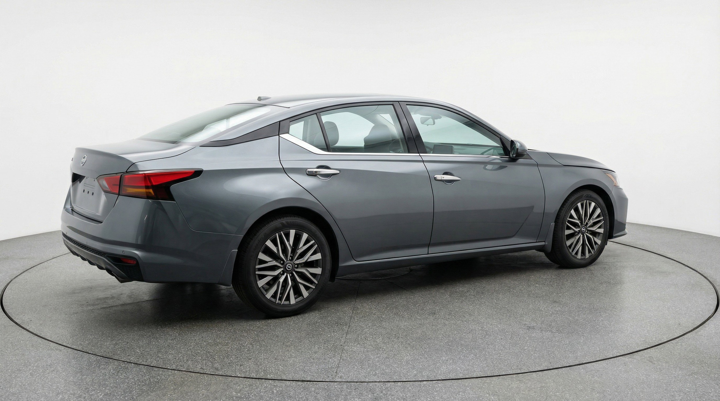 Thumbnail: 2025 Nissan Altima - 9