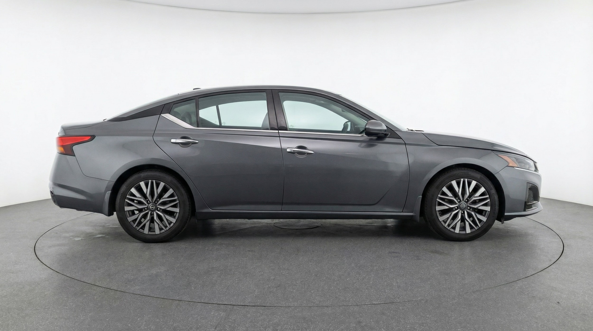 Thumbnail: 2025 Nissan Altima - 8