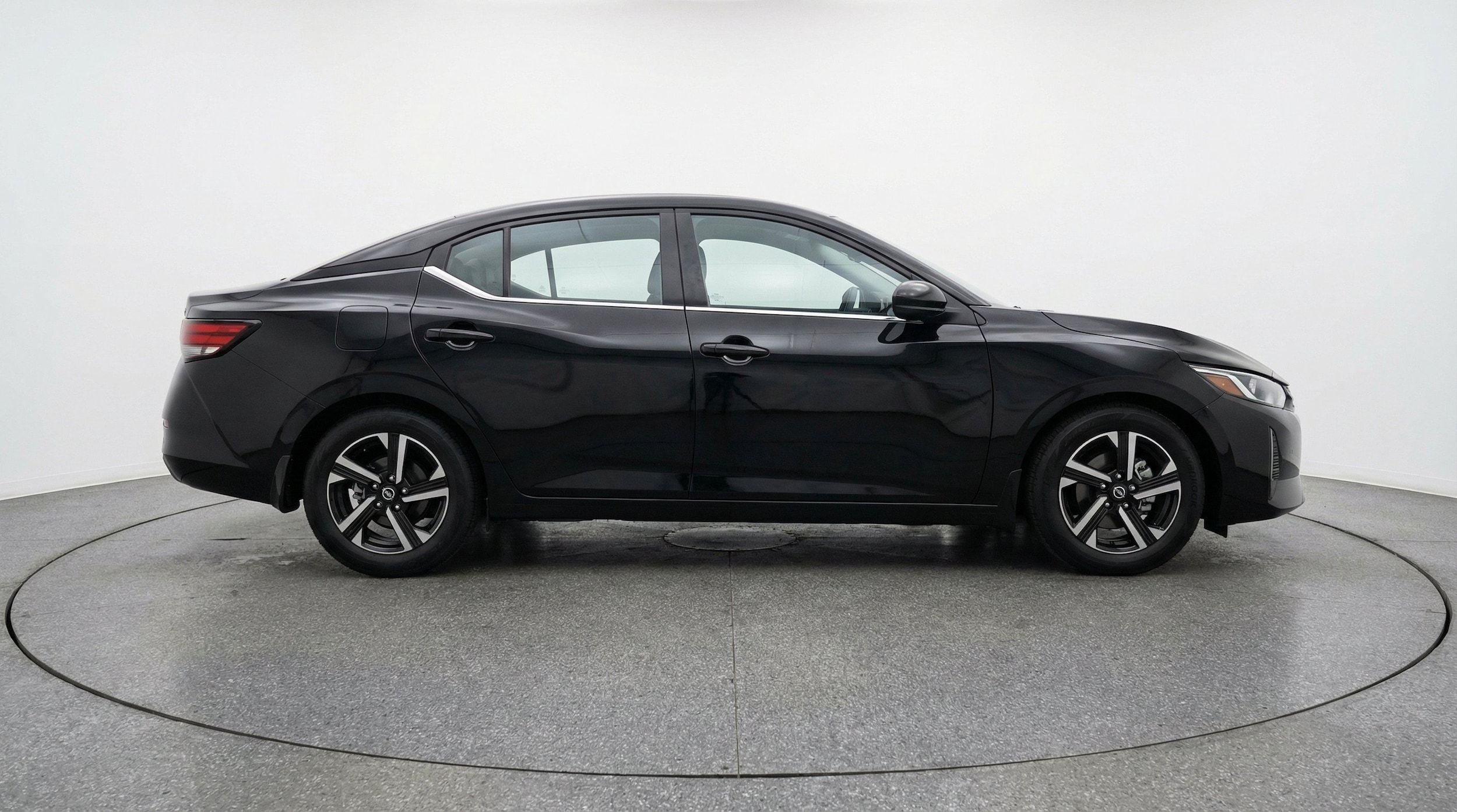 Thumbnail: 2025 Nissan Sentra - 11