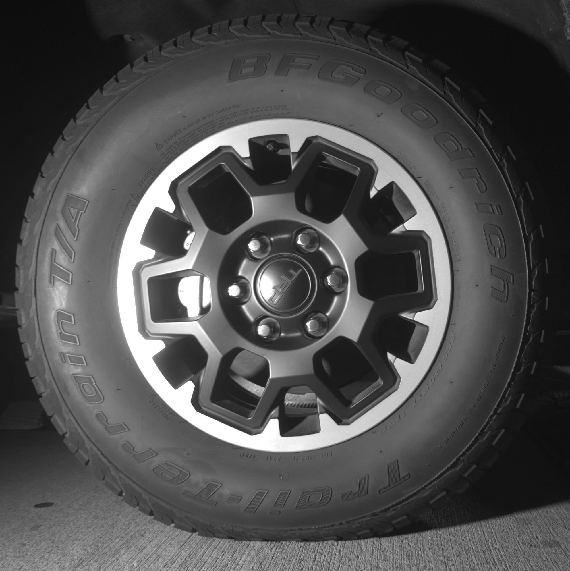 Thumbnail: 2025 Toyota Tacoma - 13