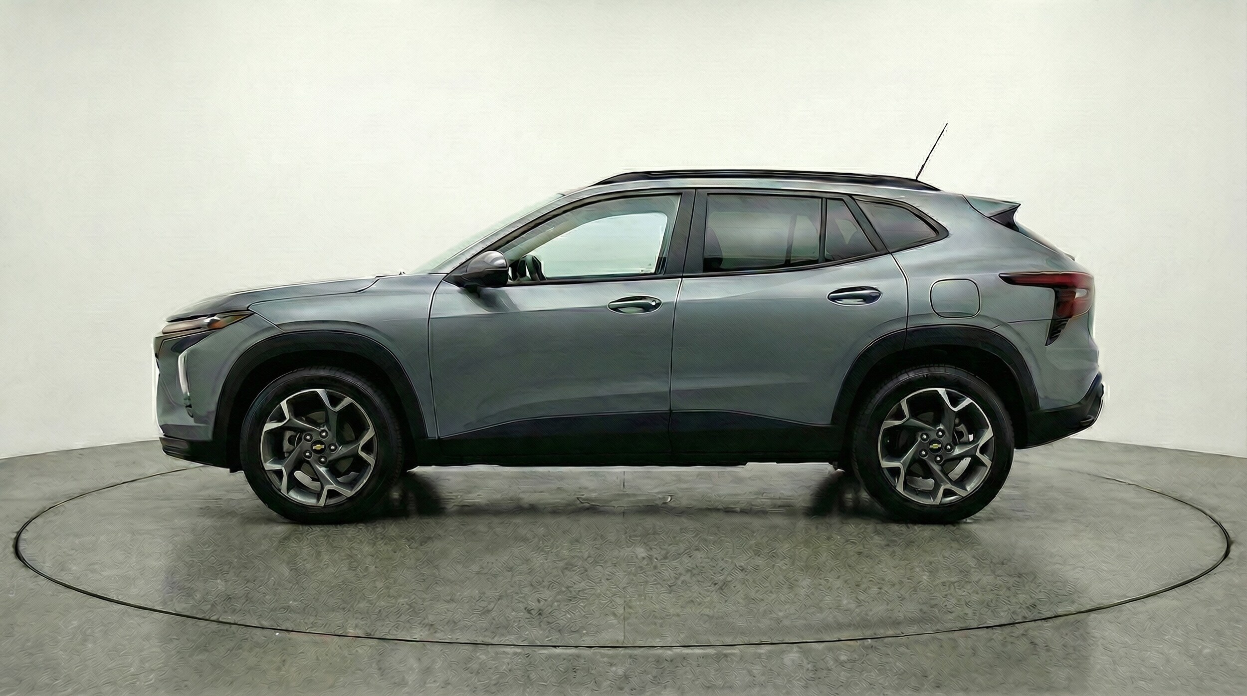 Thumbnail: 2025 Chevrolet Trax - 4