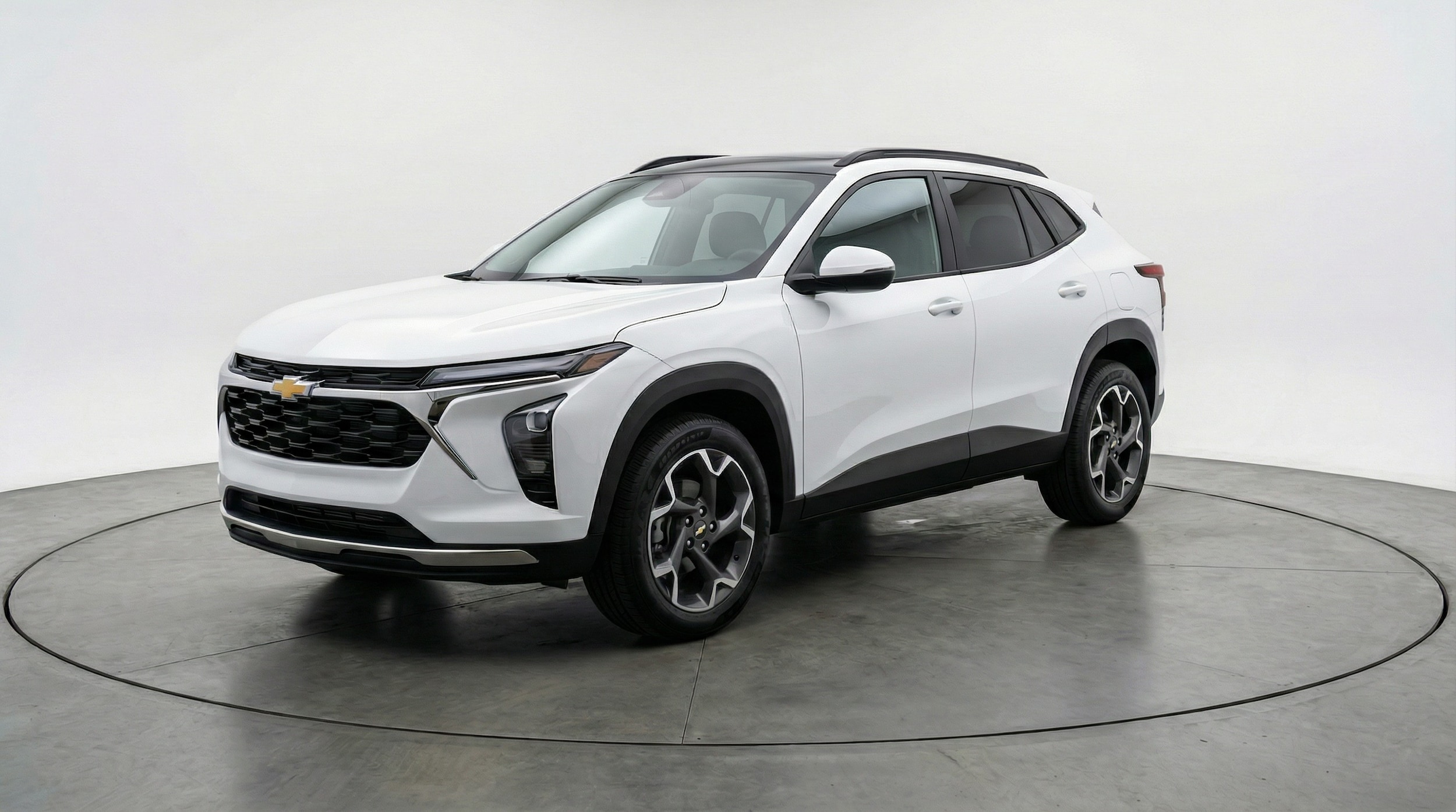 Thumbnail: 2025 Chevrolet Trax - 3