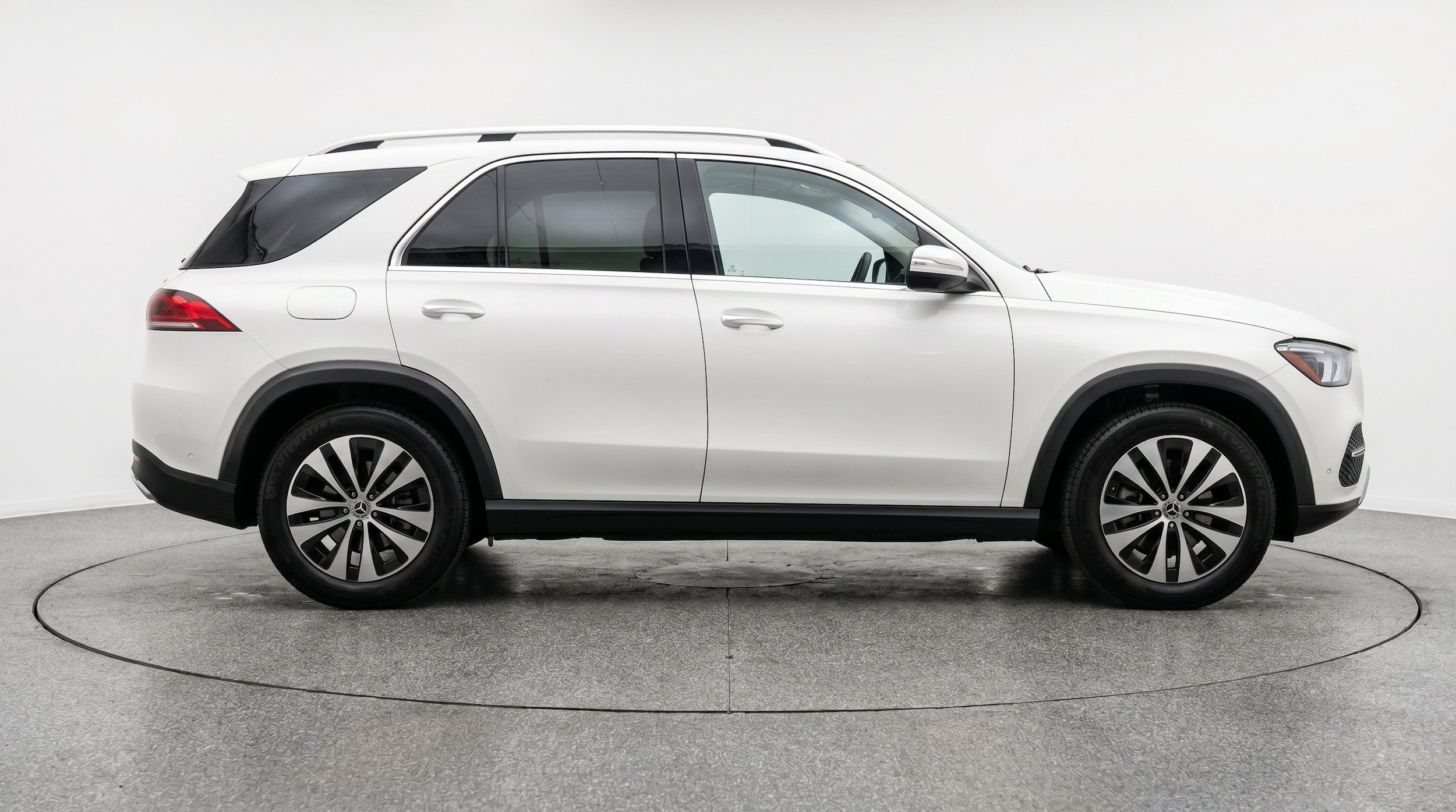 Thumbnail: 2026 Mercedes-Benz GLE - 11