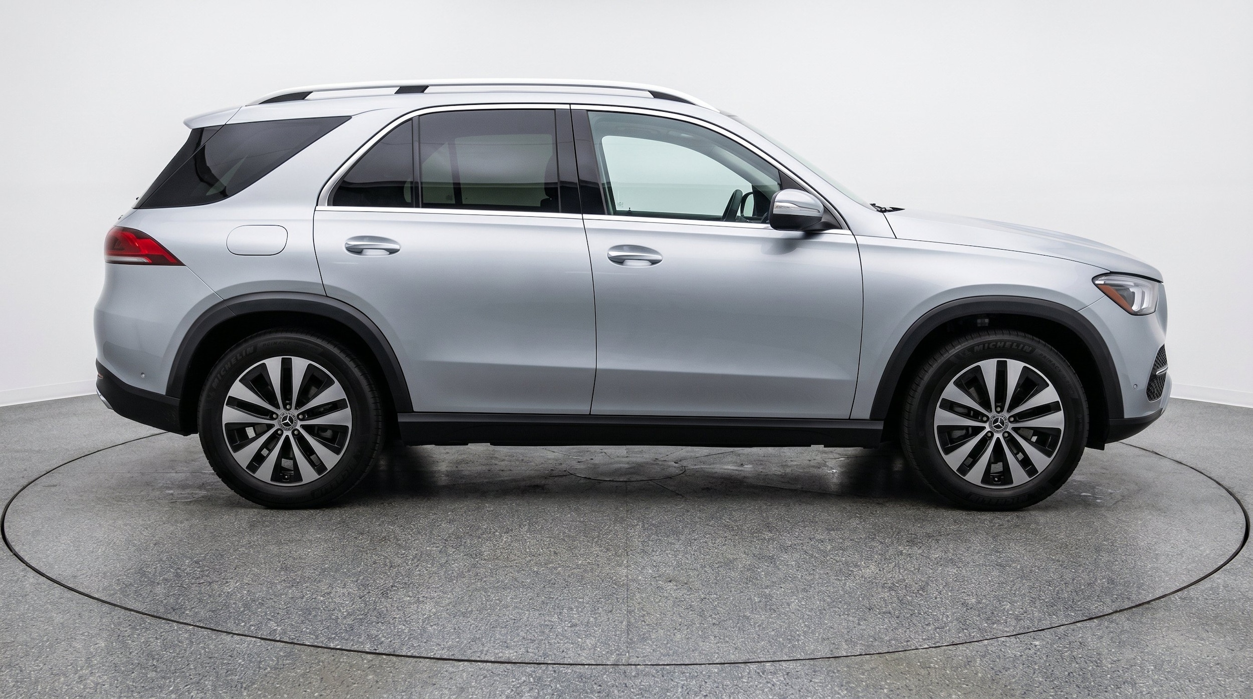Thumbnail: 2026 Mercedes-Benz GLE - 11
