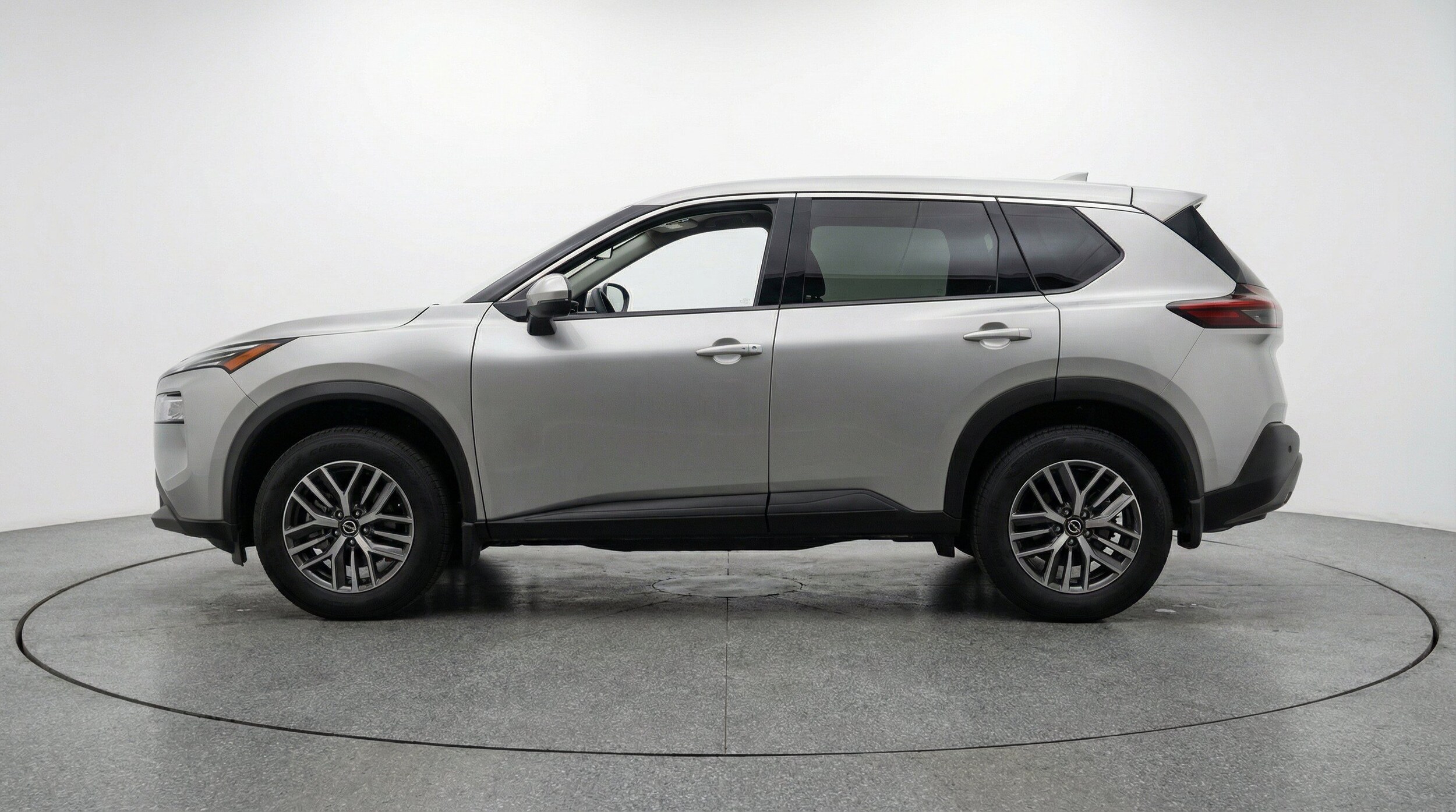 Thumbnail: 2026 Nissan Rogue - 5