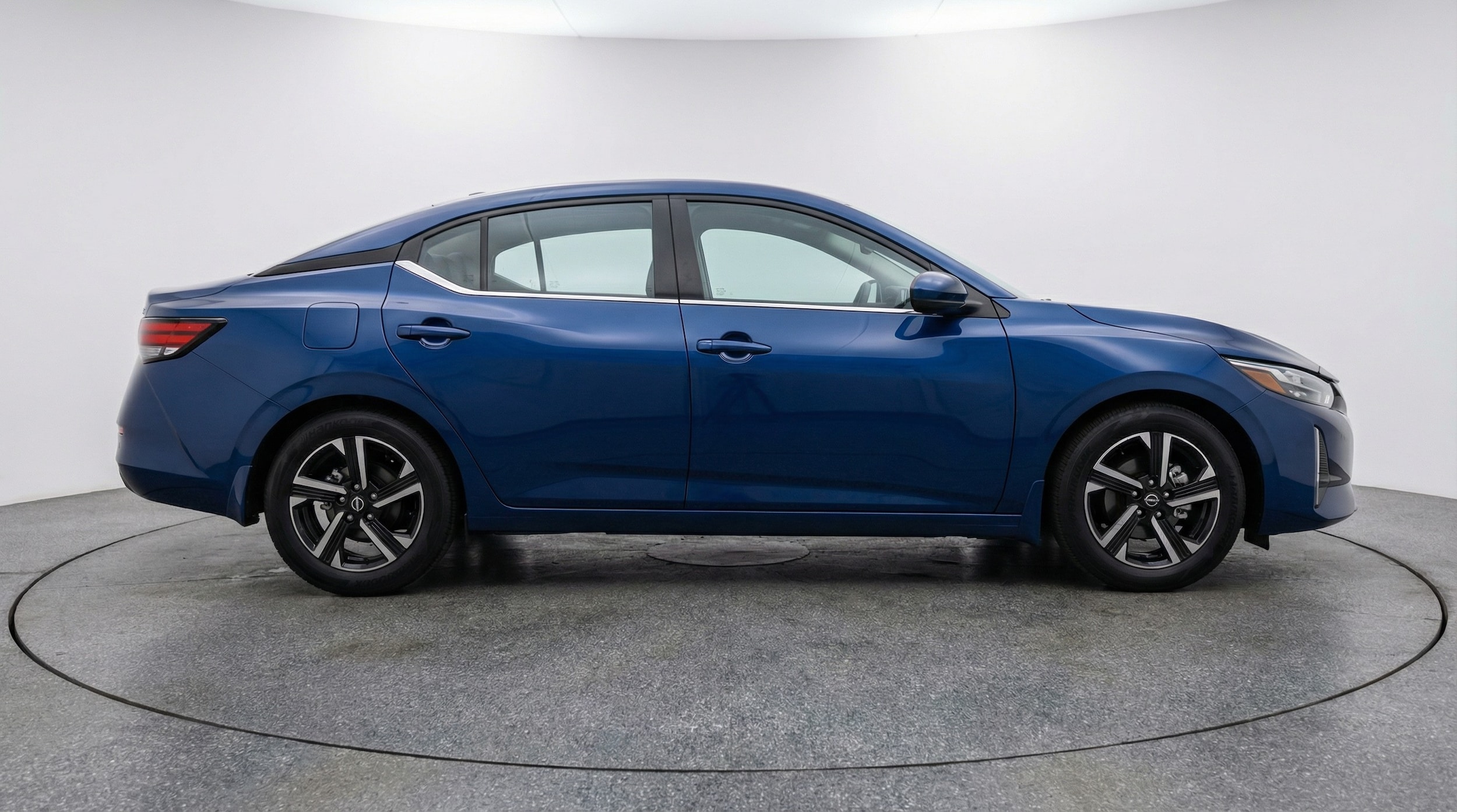 Thumbnail: 2025 Nissan Sentra - 8