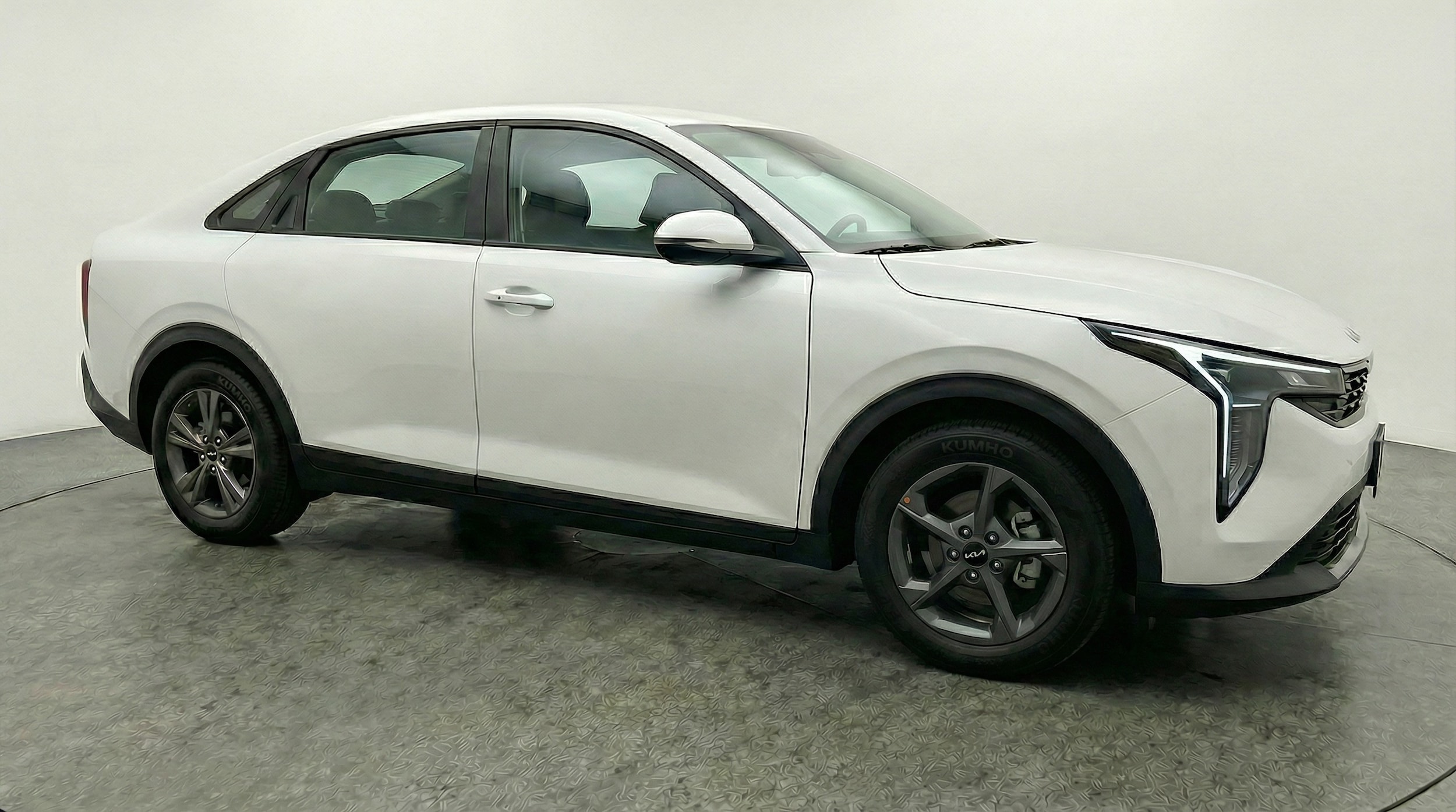 Thumbnail: 2025 Kia K4 - 1