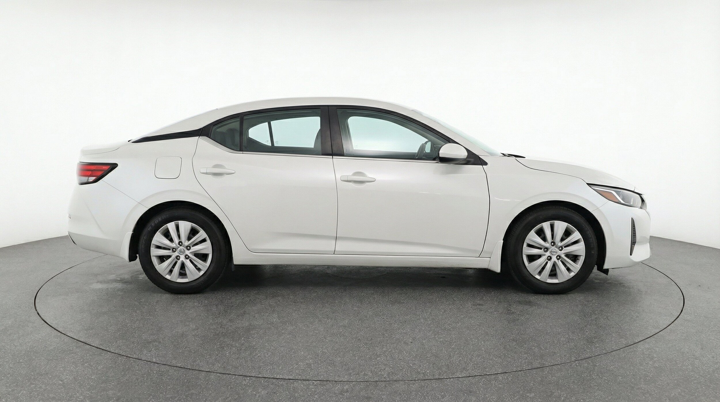 Thumbnail: 2025 Nissan Sentra - 11