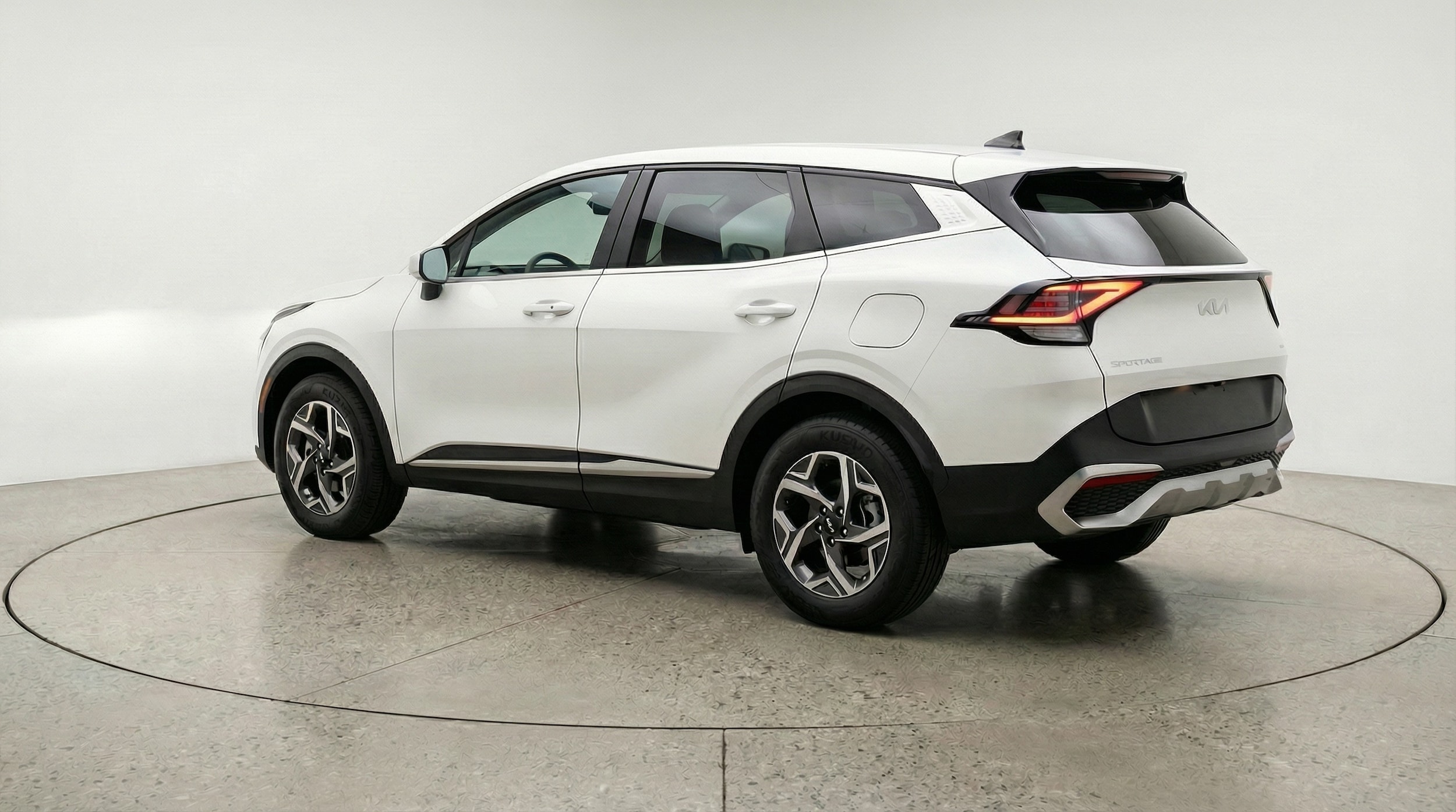 Thumbnail: 2025 Kia Sportage - 5