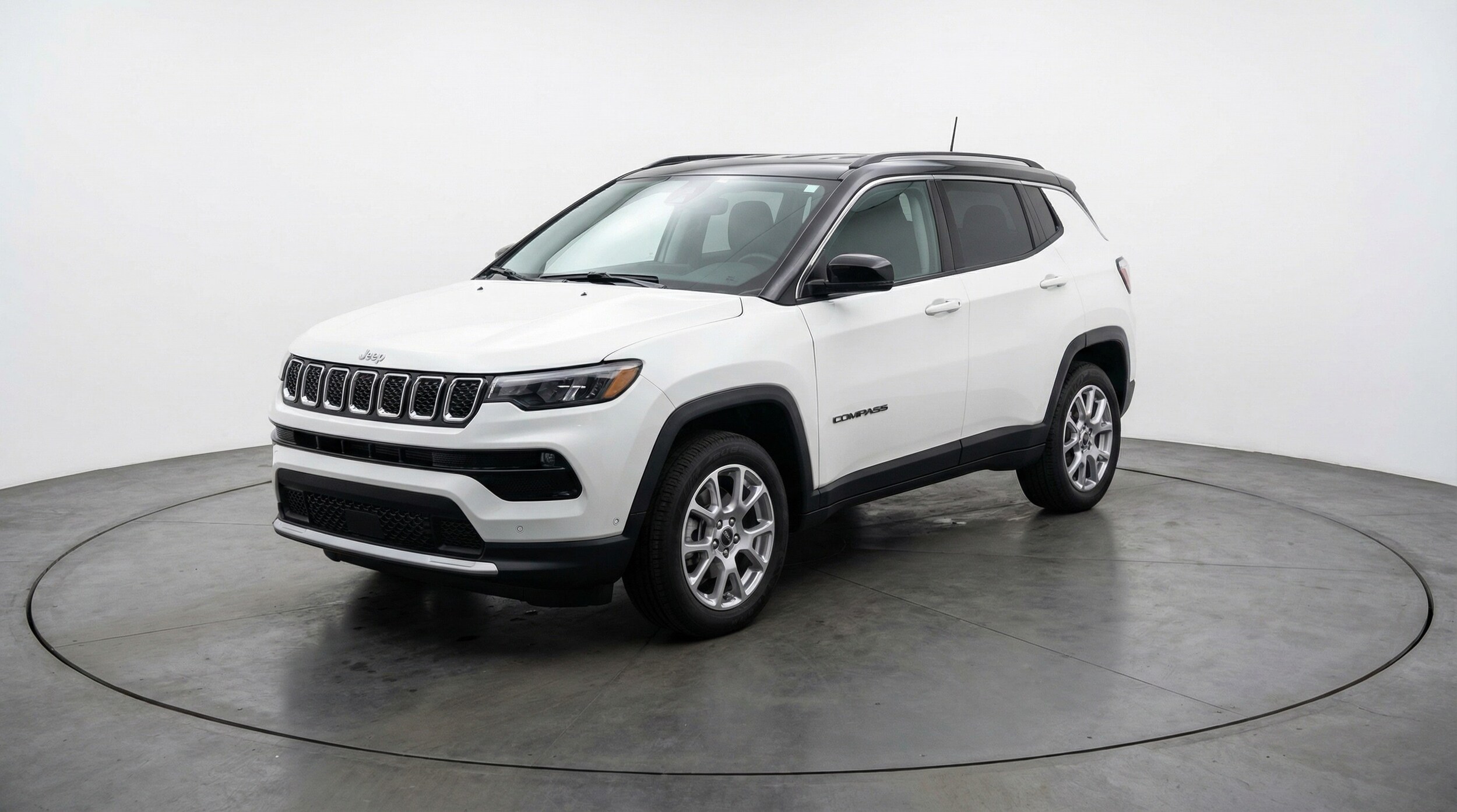 Thumbnail: 2025 Jeep Compass - 3