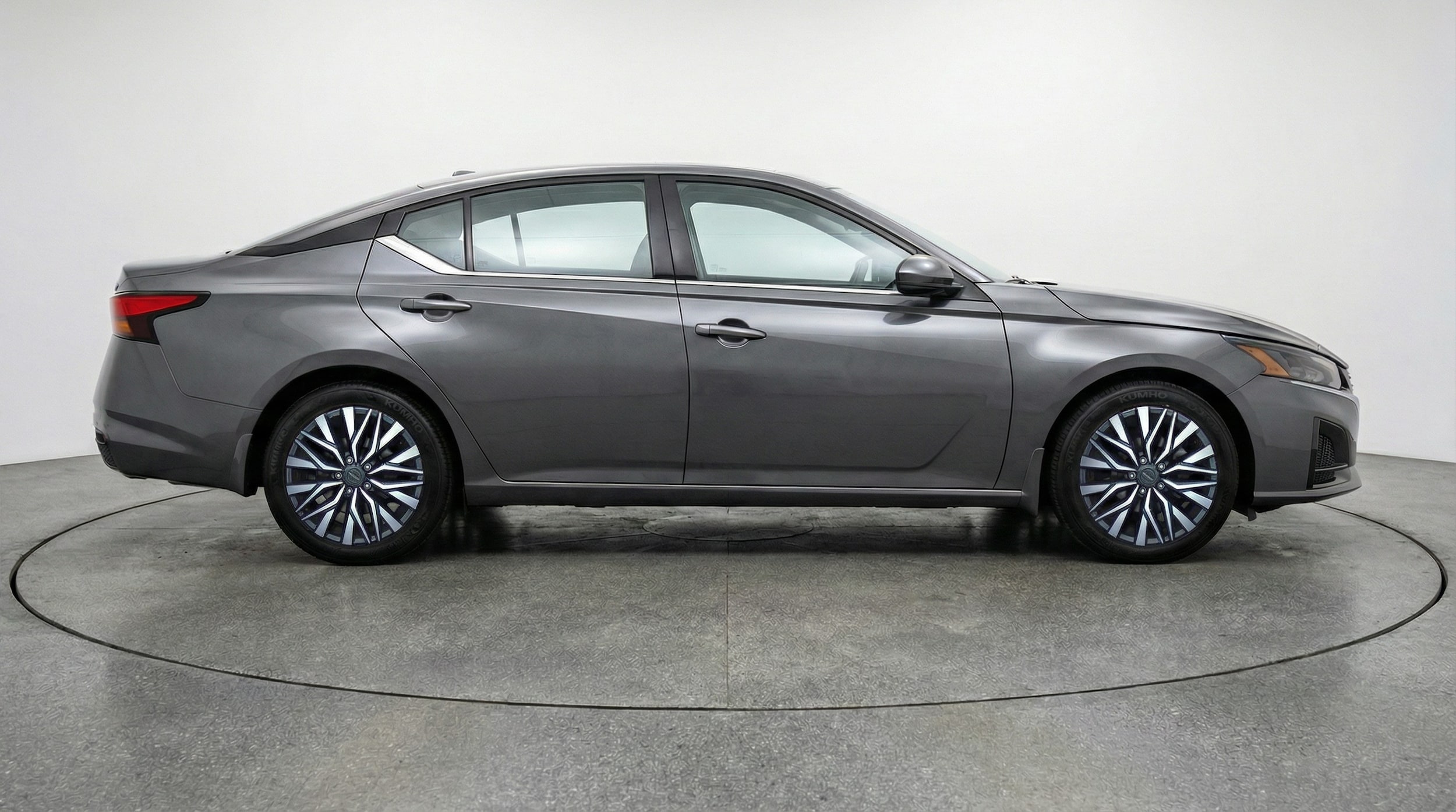 Thumbnail: 2025 Nissan Altima - 8