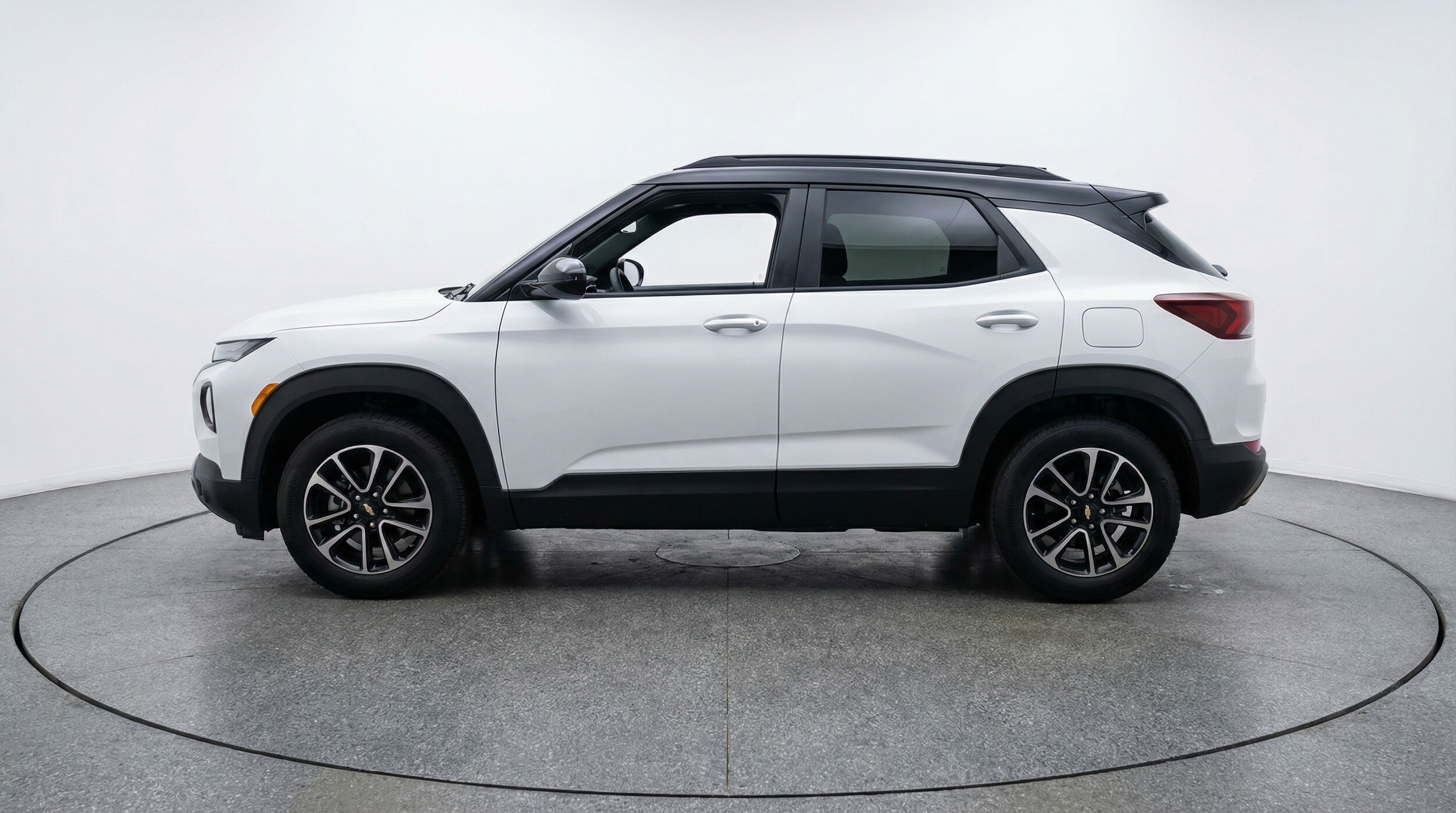 Thumbnail: 2025 Chevrolet TrailBlazer - 4