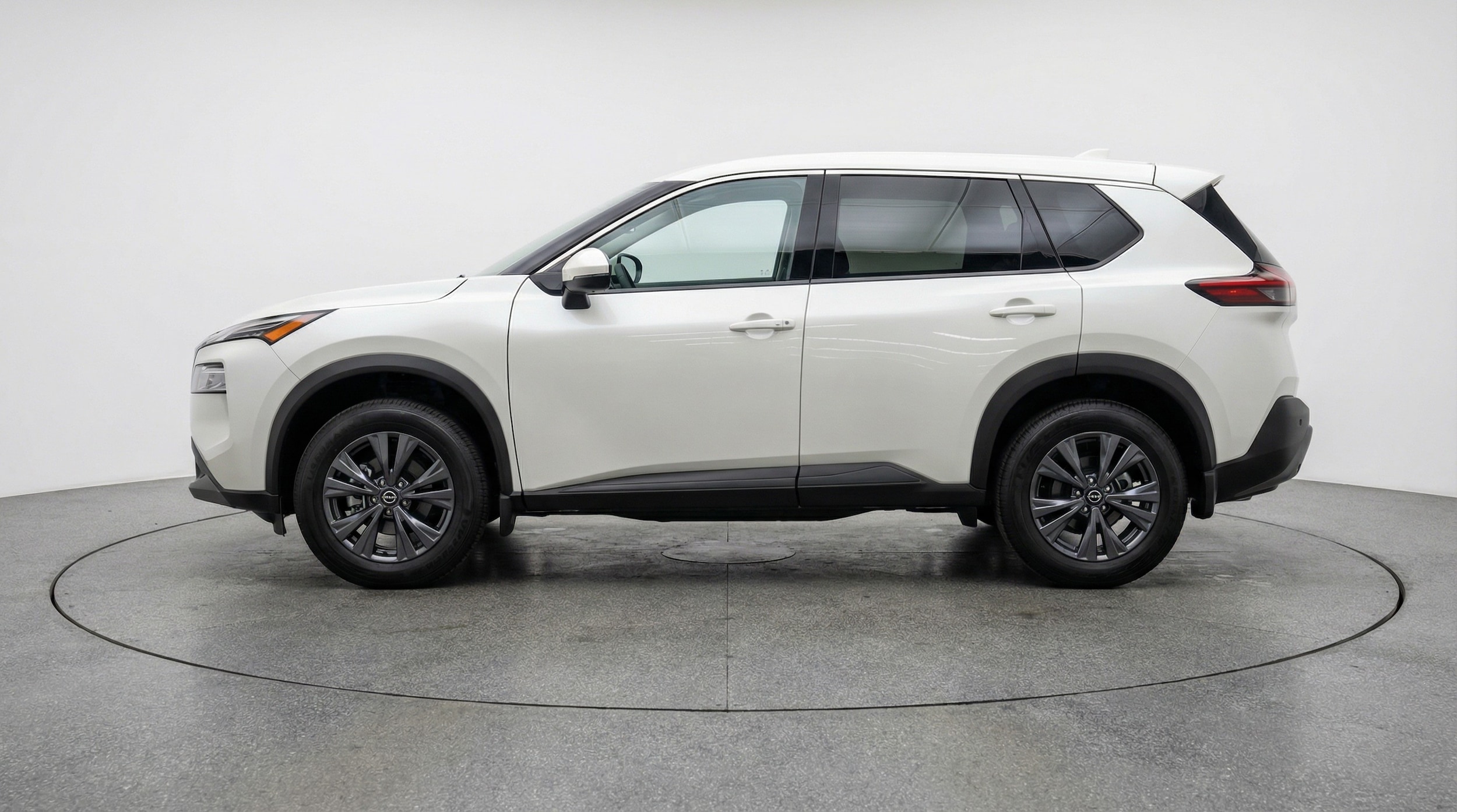 Thumbnail: 2025 Nissan Rogue - 4