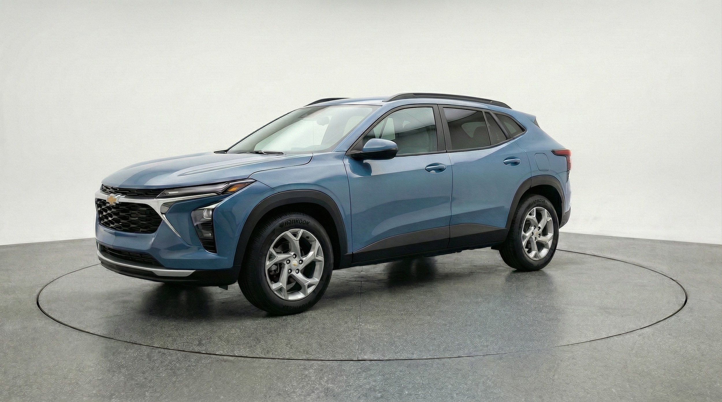 Thumbnail: 2025 Chevrolet Trax - 3