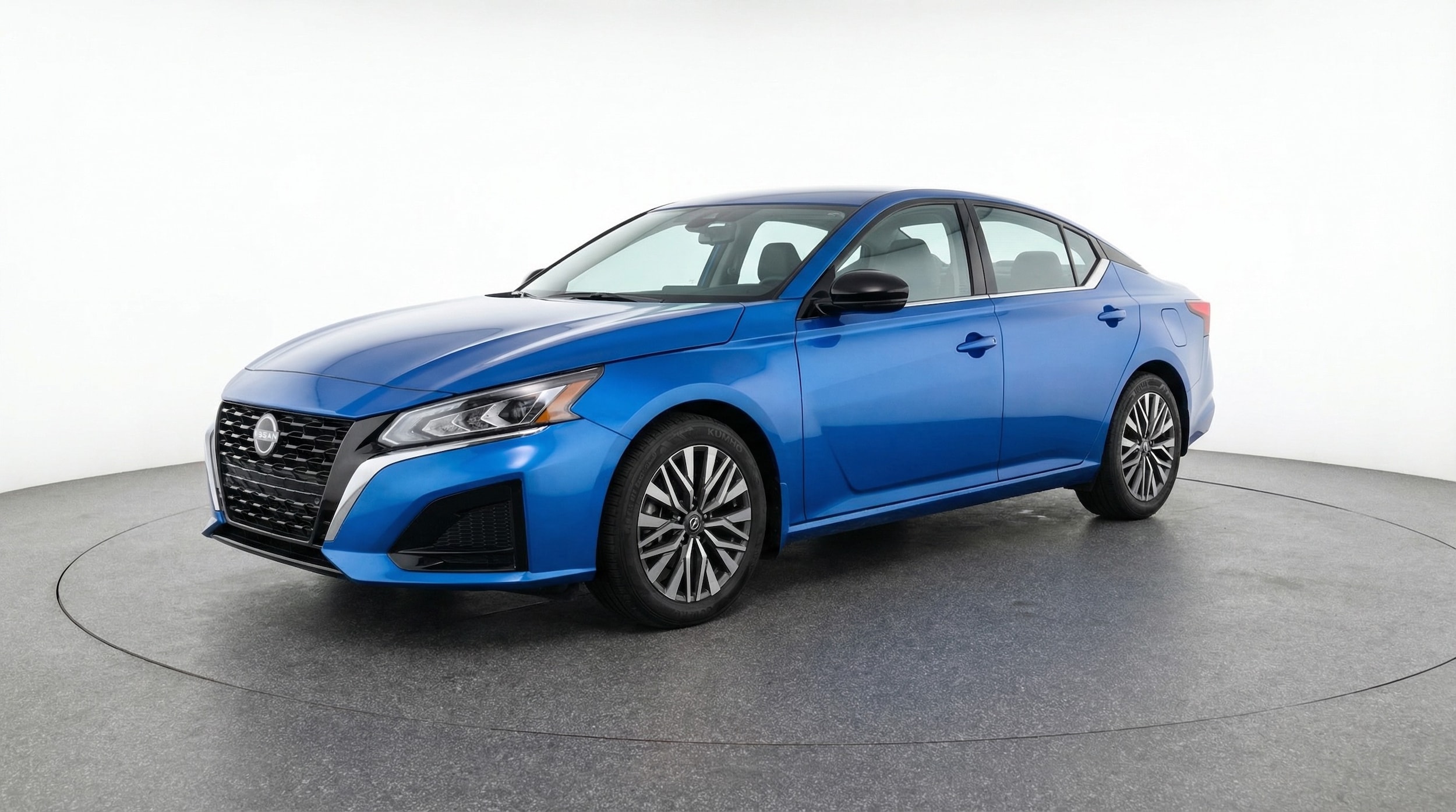 Thumbnail: 2025 Nissan Altima - 3