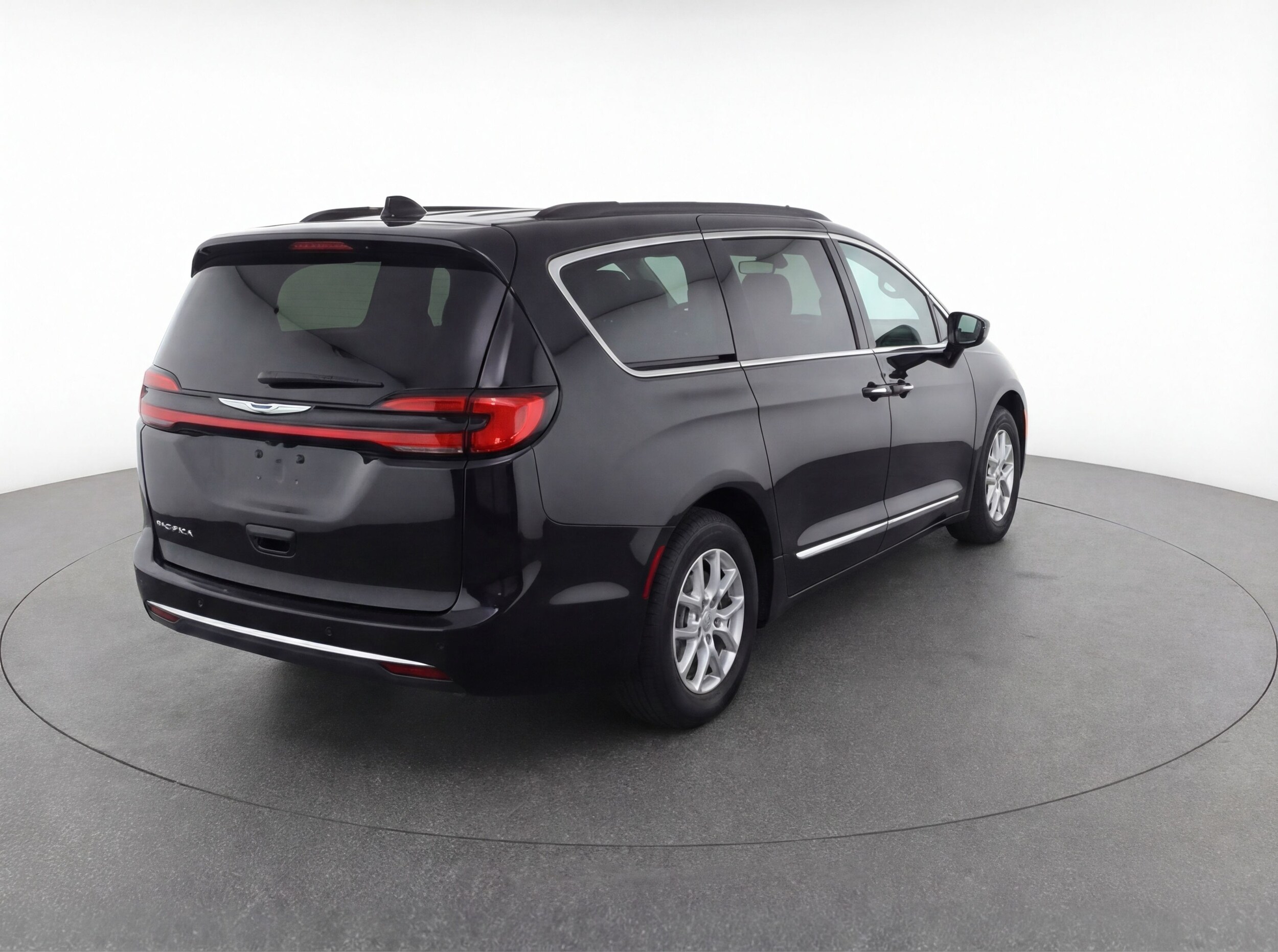 Thumbnail: 2024 Chrysler Pacifica - 7