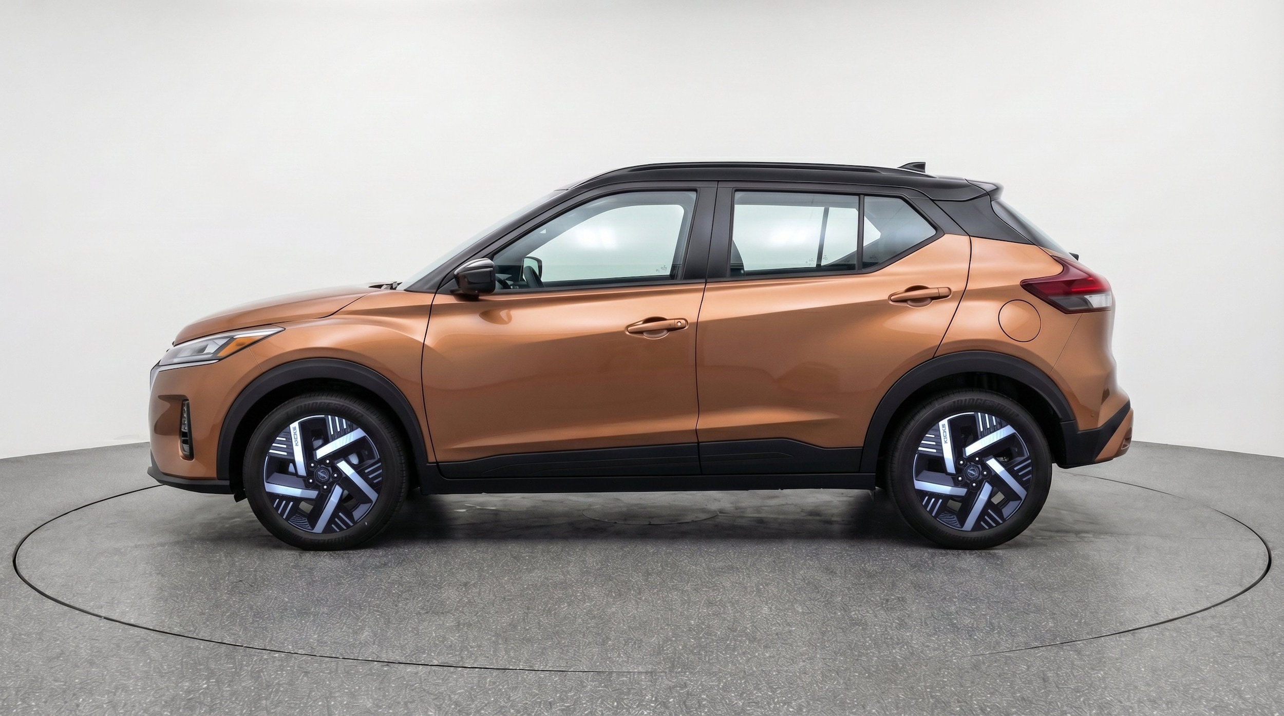 Thumbnail: 2026 Nissan Kicks - 5