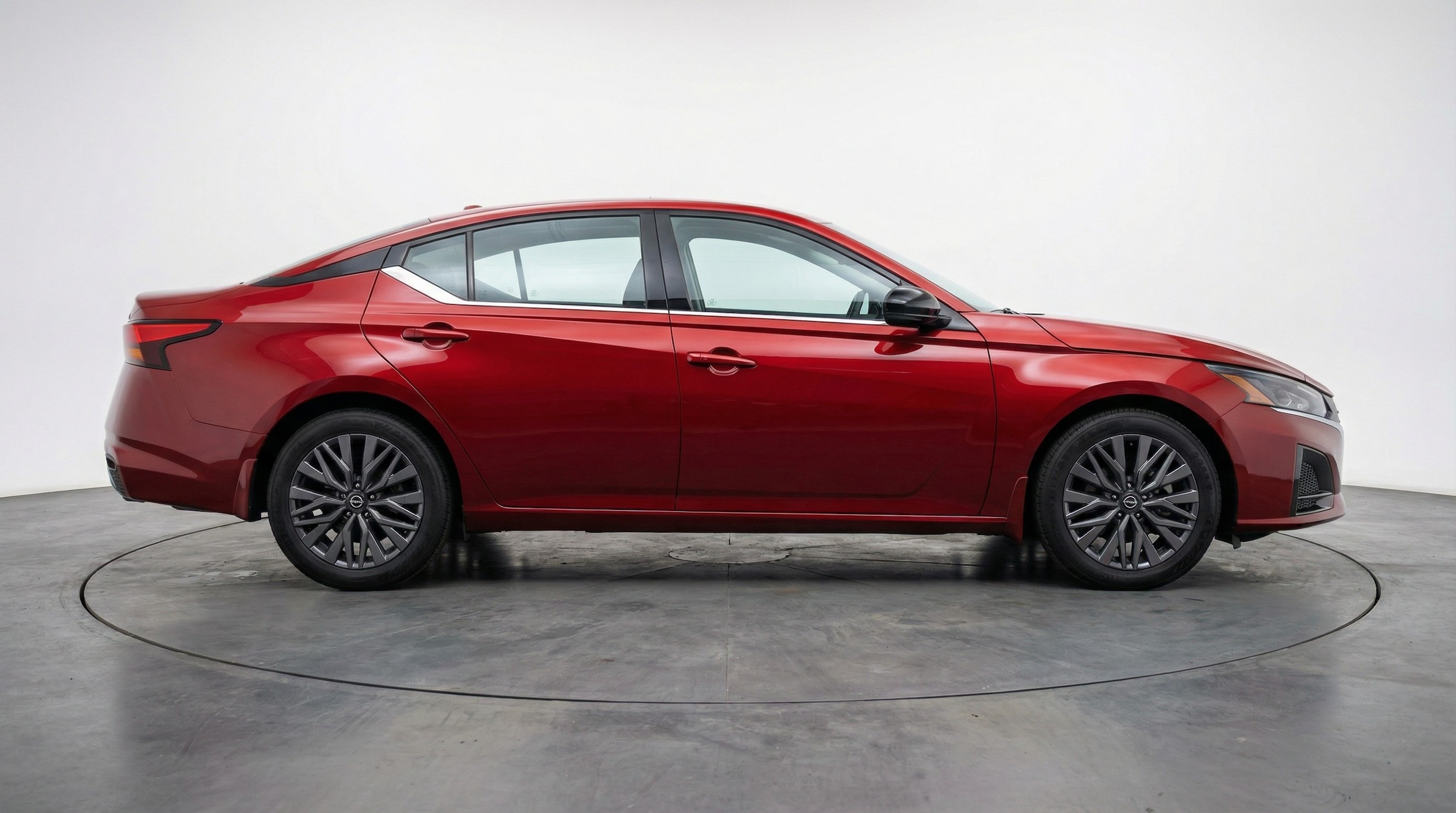 Thumbnail: 2025 Nissan Altima - 8