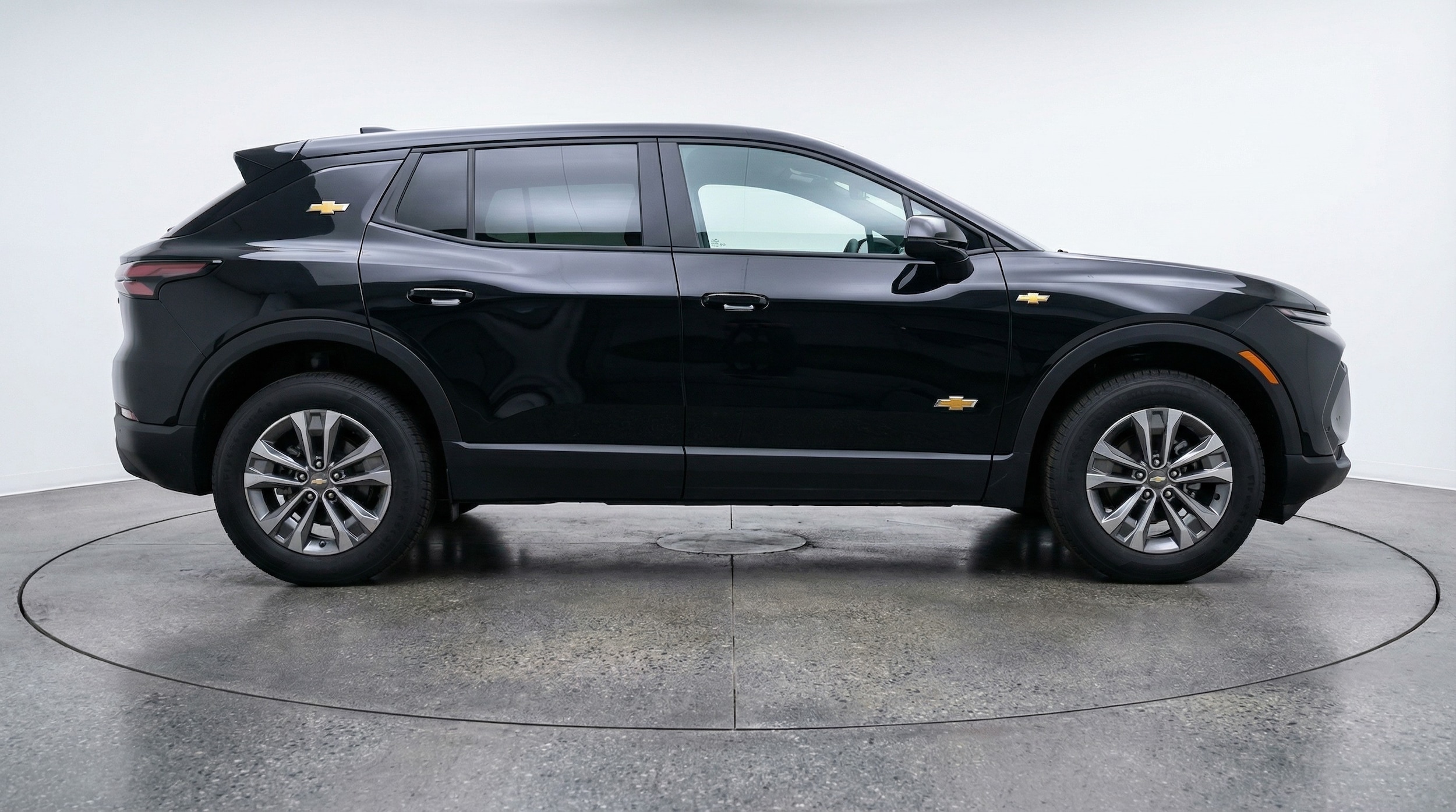 Thumbnail: 2025 Chevrolet Equinox - 8