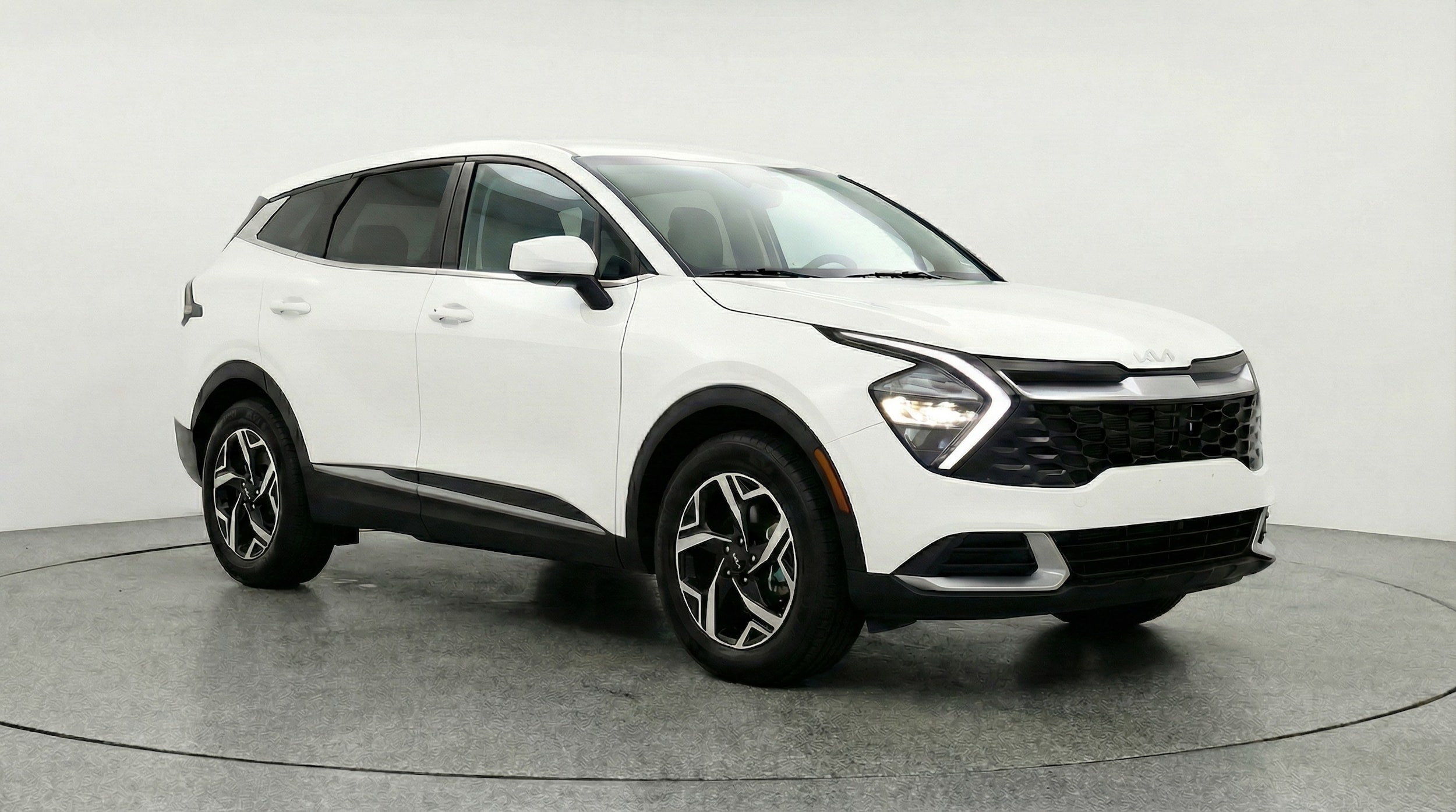 Thumbnail: 2025 Kia Sportage - 1