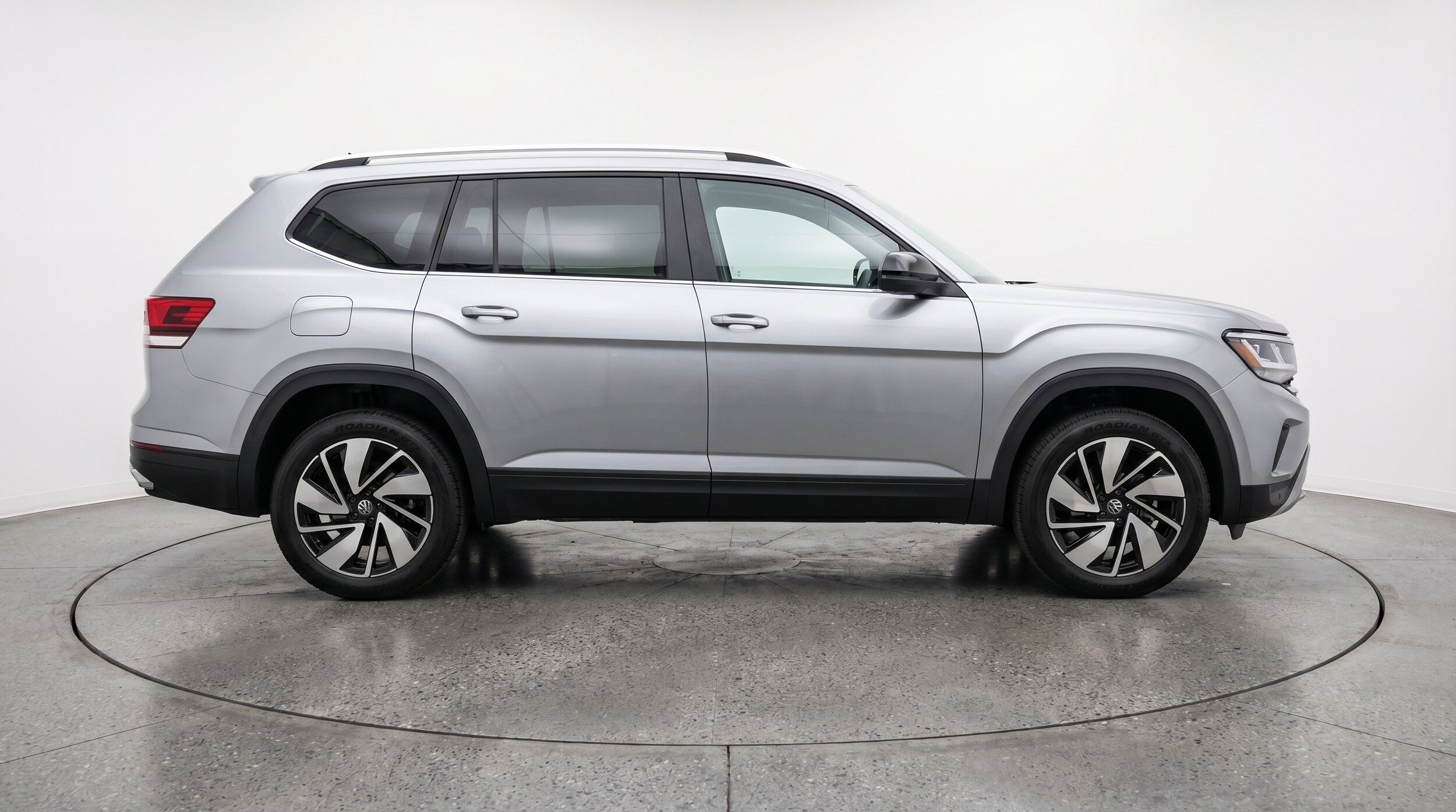 Thumbnail: 2026 Volkswagen Atlas - 11